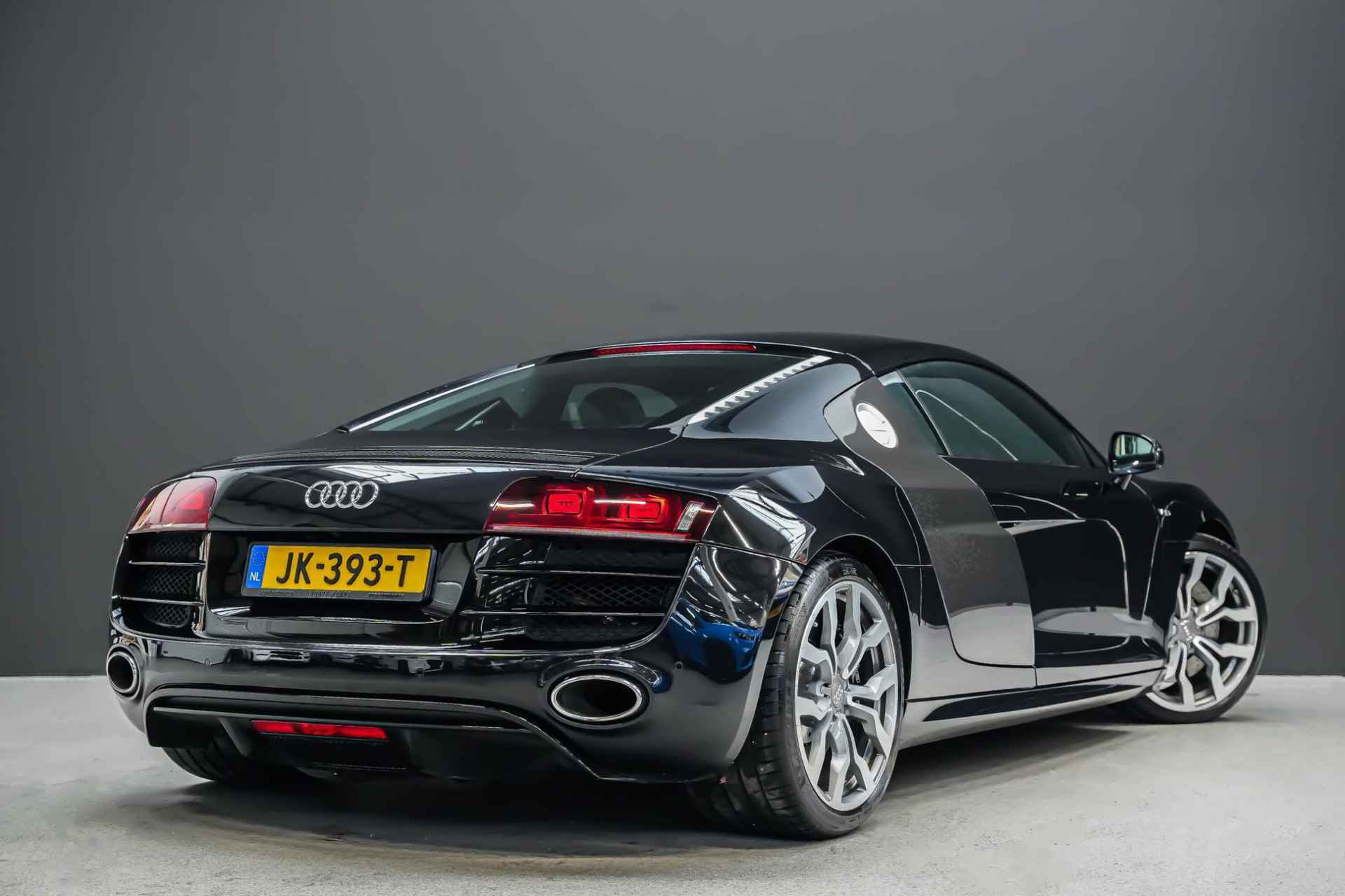 Audi R8 5.2 525pk V10 FSI |Capristo sportuitlaat|Bang & Olufsen|navigatie|bluetooth|cruise control|parkeersensoren en camera|19"| - 2/40