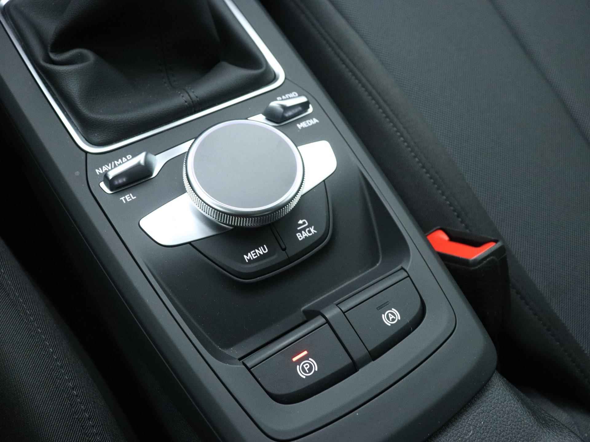 Audi Q2 30 TFSI Pro Line 110 PK | LED Koplampen | Apple Carplay/Android Auto | Virtual Cockpit | Climate Control | Cruise Control | Parkeersensoren | Lichtmetalen velgen | Fabrieksgarantie | - 17/29