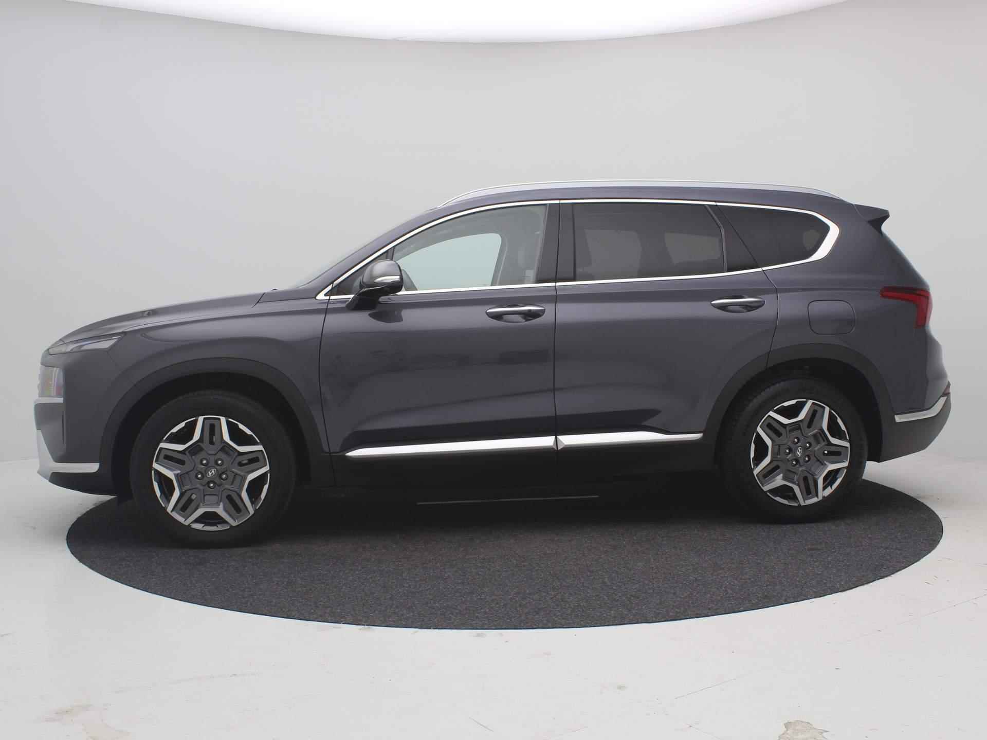 Hyundai Santa Fe 1.6 T-GDI HEV 230PK Premium Sky 7-Persoons 7p / Trekhaak 1650kg Trekgewicht / Fabrieksgarantie tot 4-2-2026  / Glazen schuif- en kanteldak  / Head Up Display HUD  / Lederen bekleding  / Adaptief cruise control  / - 6/72