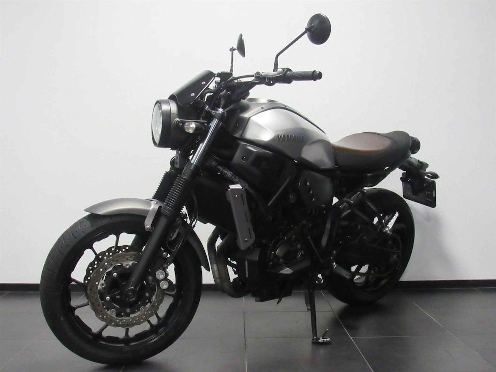 Yamaha XSR 700 ABS - 3/8