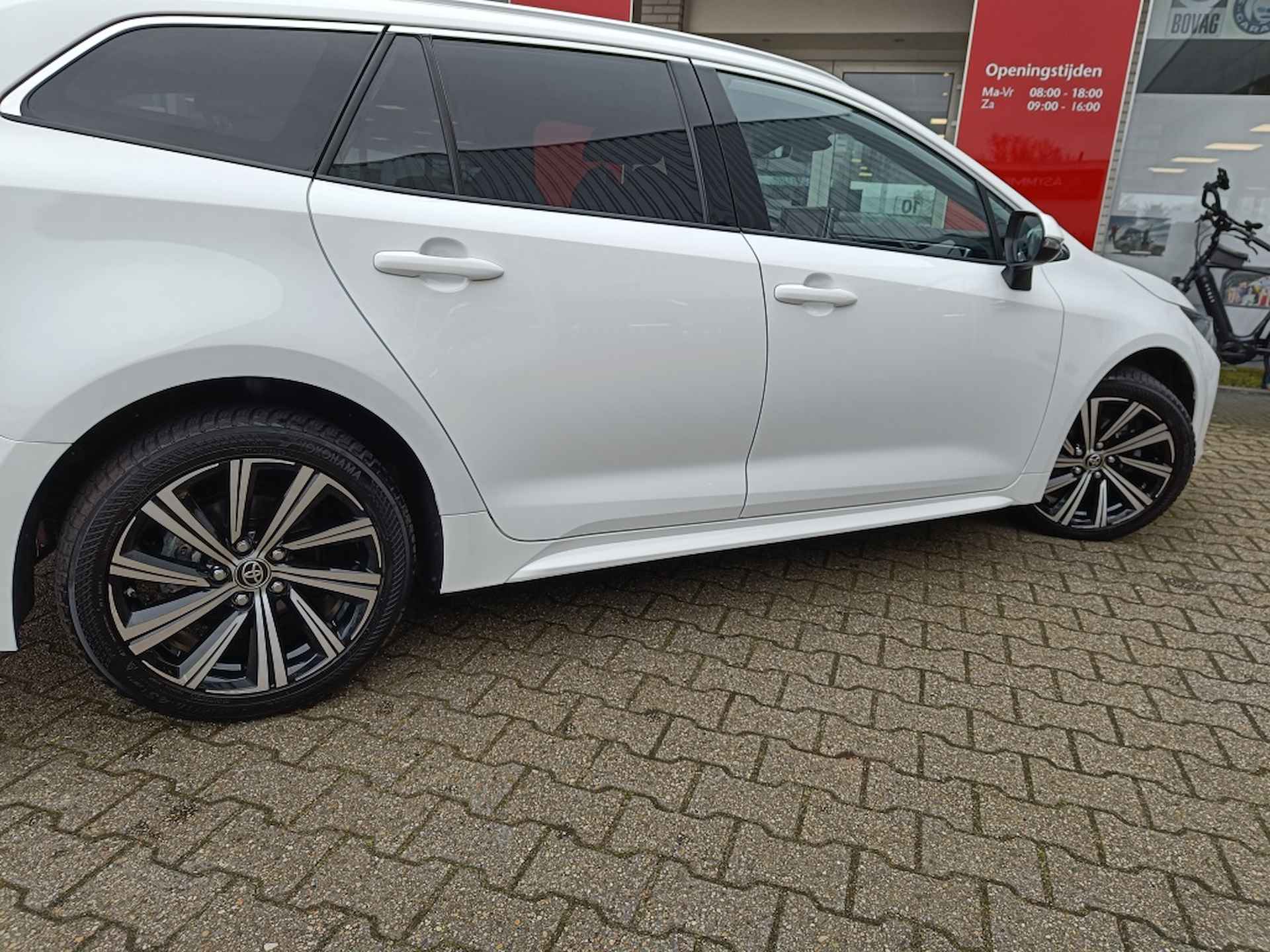 Toyota Corolla Touring Sports 1.8 Hybrid Dynamic | Orig. NL | Navi | Android Auto, Apple Carpl - 5/38