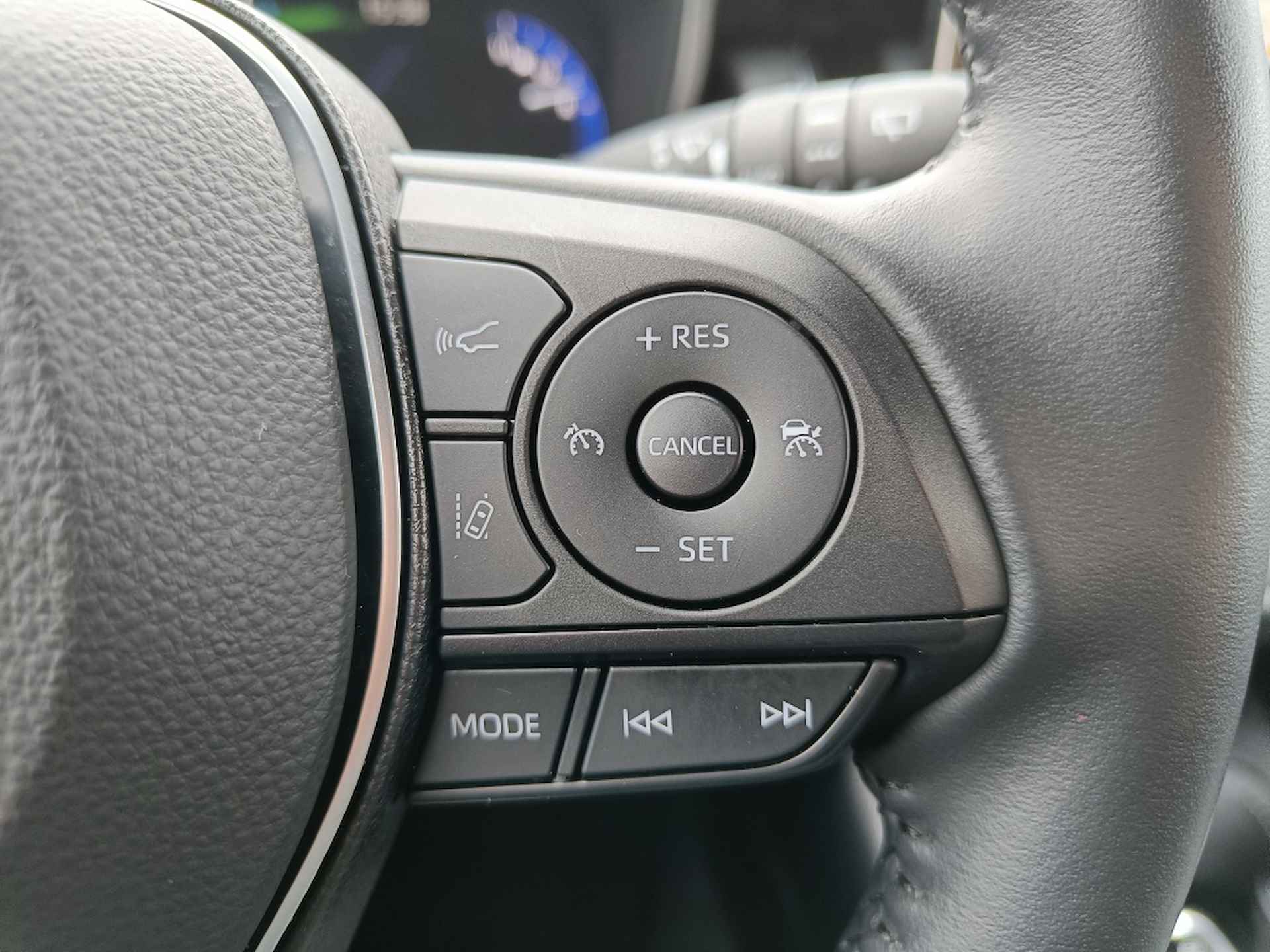 Toyota Corolla Touring Sports 1.8 Hybrid Dynamic | Orig. NL | Navi | Android Auto, Apple Carpl - 14/38