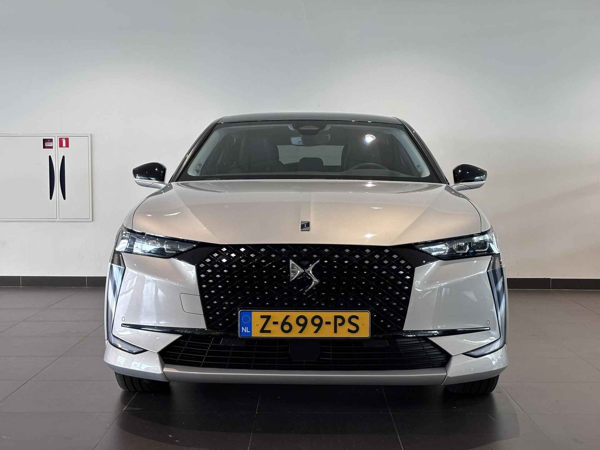 DS DS 4 DS 4 5-deurs La Première e-Tense PHEV HYbrid 225pk e-EAT8 AUTOMAAT | FOCAL HIFI | HANDSFREE A.KLEP | 360° CAMERA | BRUIN NAPPA LEDER | NAVI | 7,4kWh OB-CHARGER | CLIMA | - 6/102