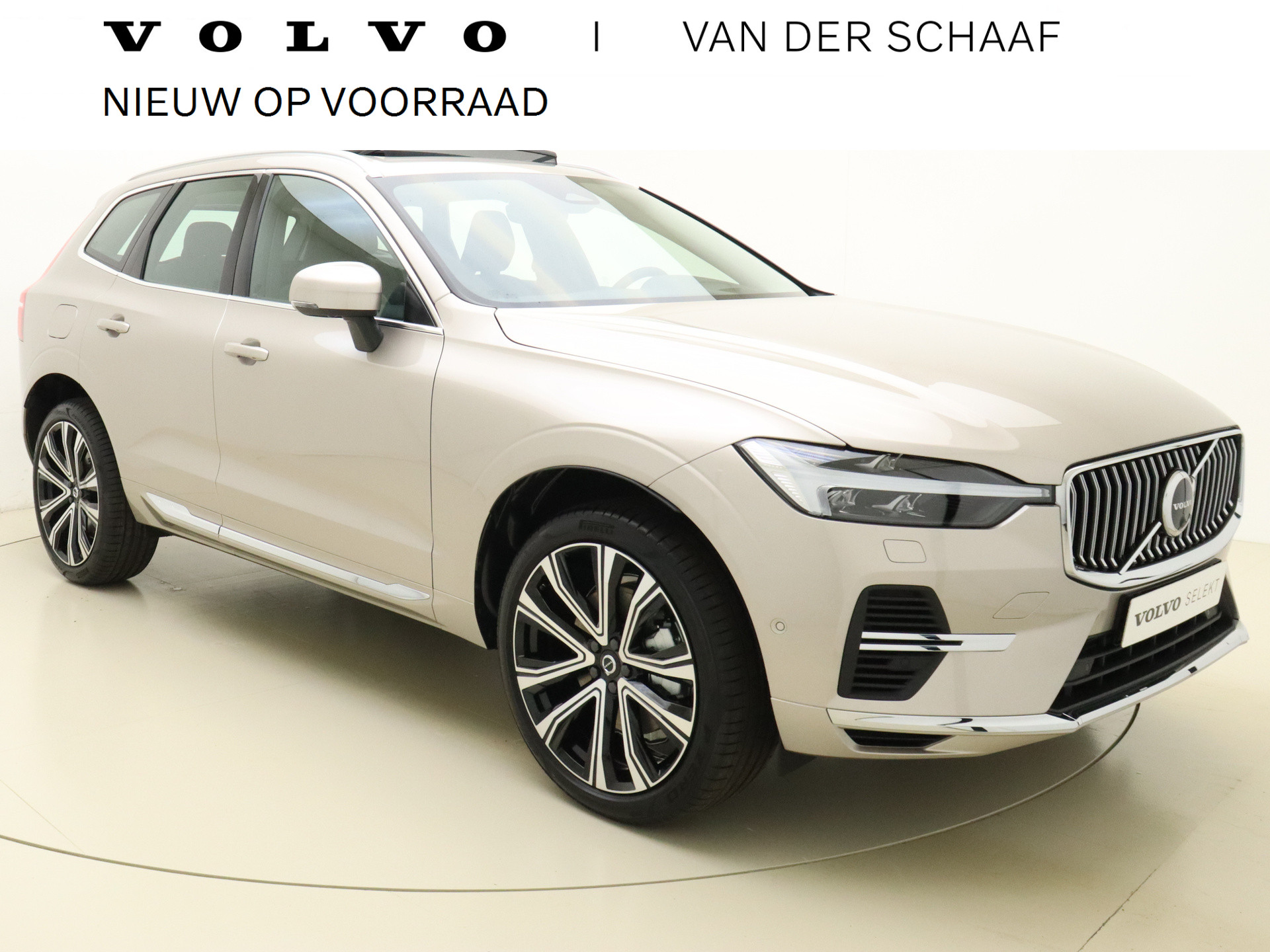 Volvo XC60 T6 350pk AWD Ultimate Bright / NIEUW / DIRECT LEVERBAAR / Luchtvering / Dubbel glas / Massage / 360 Camera / Ventilatie / 21'' /