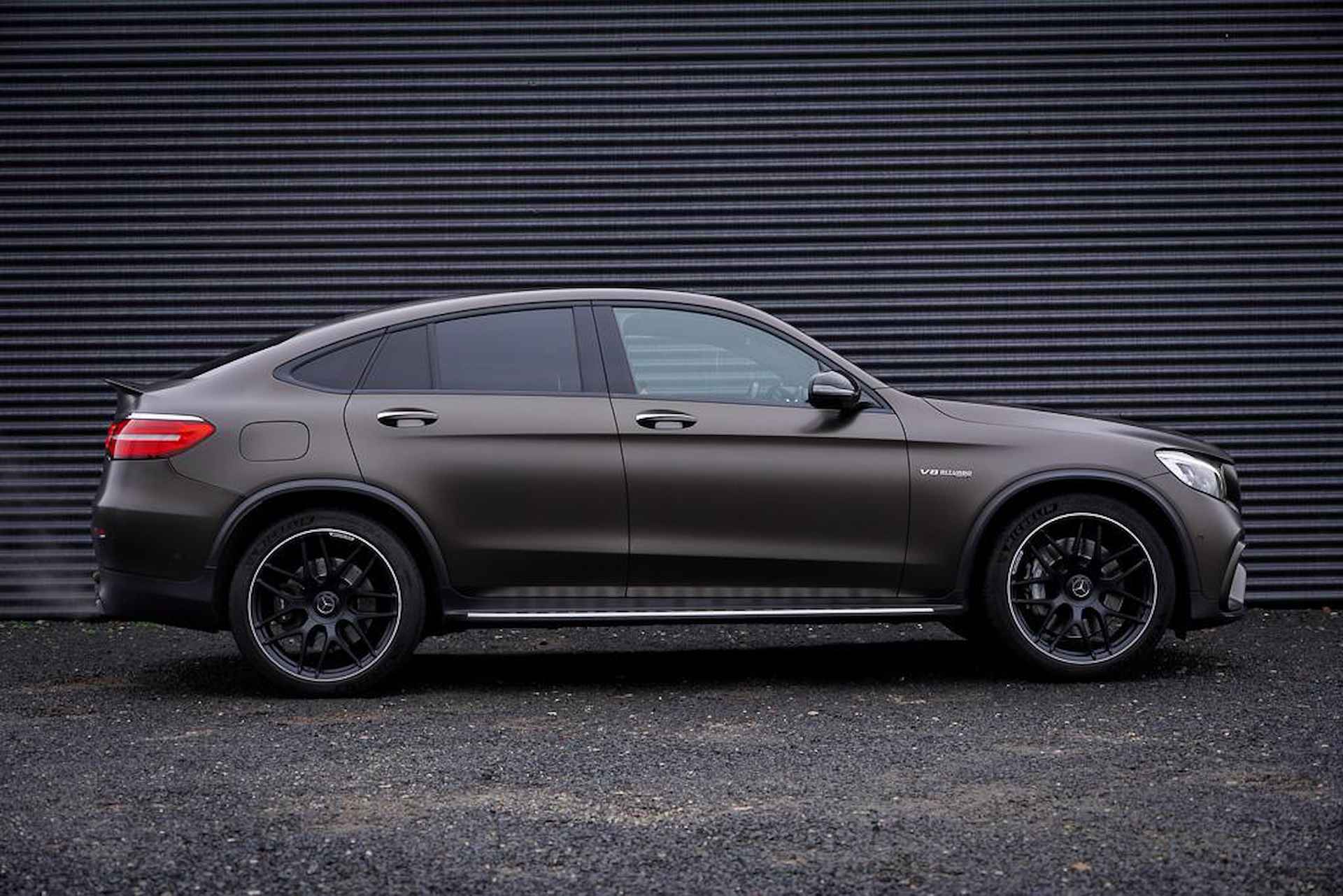 Mercedes-Benz GLC-klasse Coupé AMG 63 4MATIC+ / Schuifdak / Magno / HUD / Burmester / Stoelklima / Trekhaak / Dealeronderhoud - 4/71