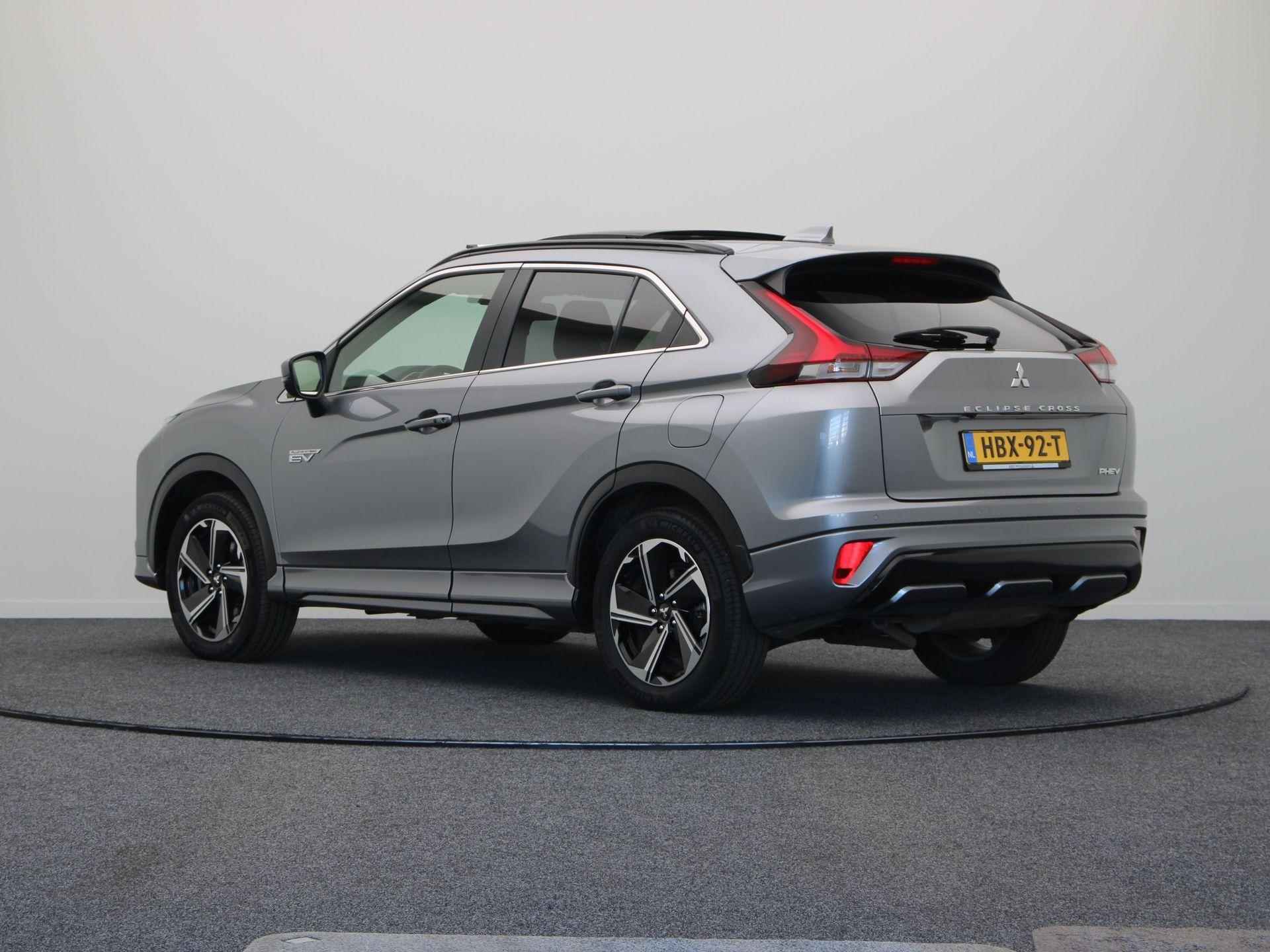 Mitsubishi Eclipse Cross 2.4 PHEV Instyle | 1500kg Trekvermogen | Schuif/Kantel Dak | Stoelverwarming Voor en Achter | Adaptieve Cruise Control | - 2/55