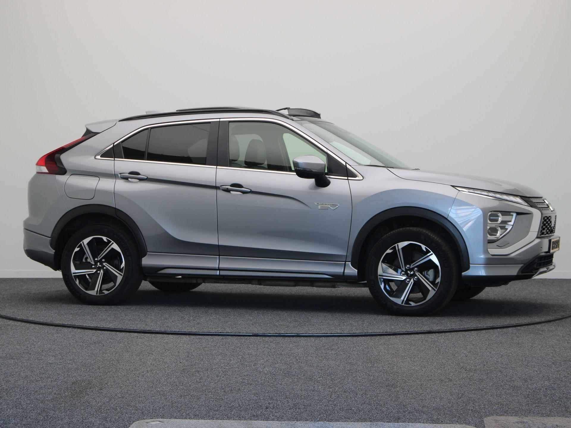 Mitsubishi Eclipse Cross 2.4 PHEV Instyle | 1500kg Trekvermogen | Schuif/Kantel Dak | Stoelverwarming Voor en Achter | Adaptieve Cruise Control | - 13/55