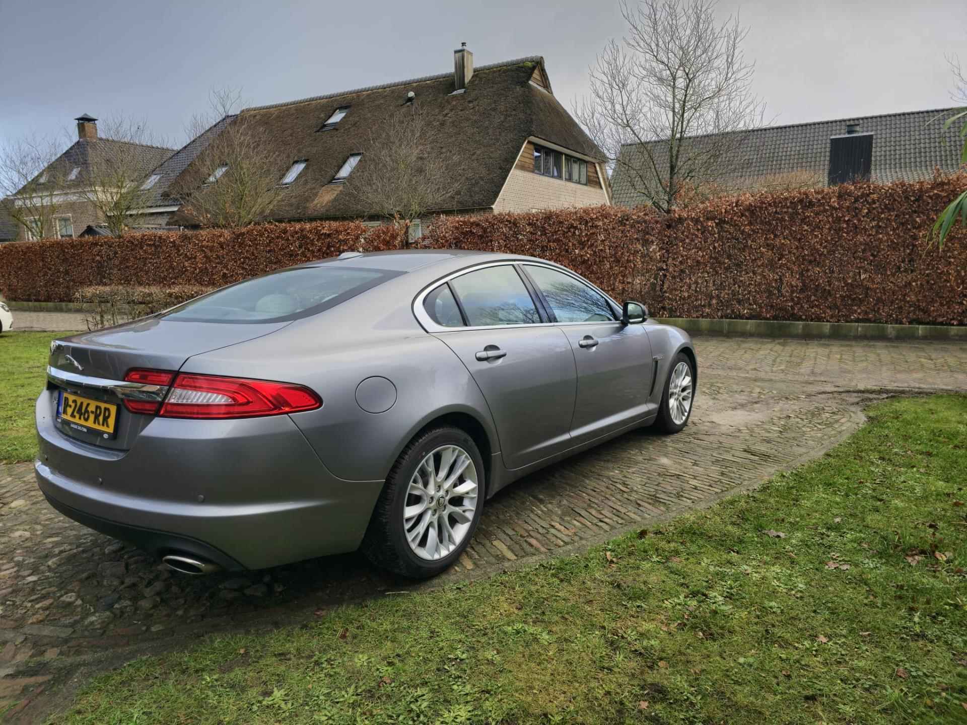 Jaguar XF 3.0D–LEER –CAMERA -NAVI –18” - 4/25