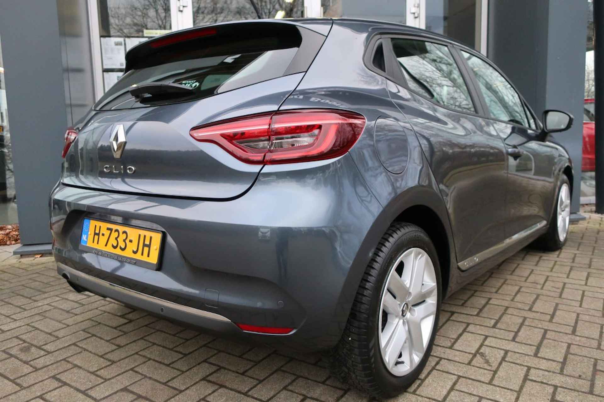 RENAULT Clio 1.0 TCE 100PK, All Season Banden, Navi, Apple Carplay/ Android A - 9/31