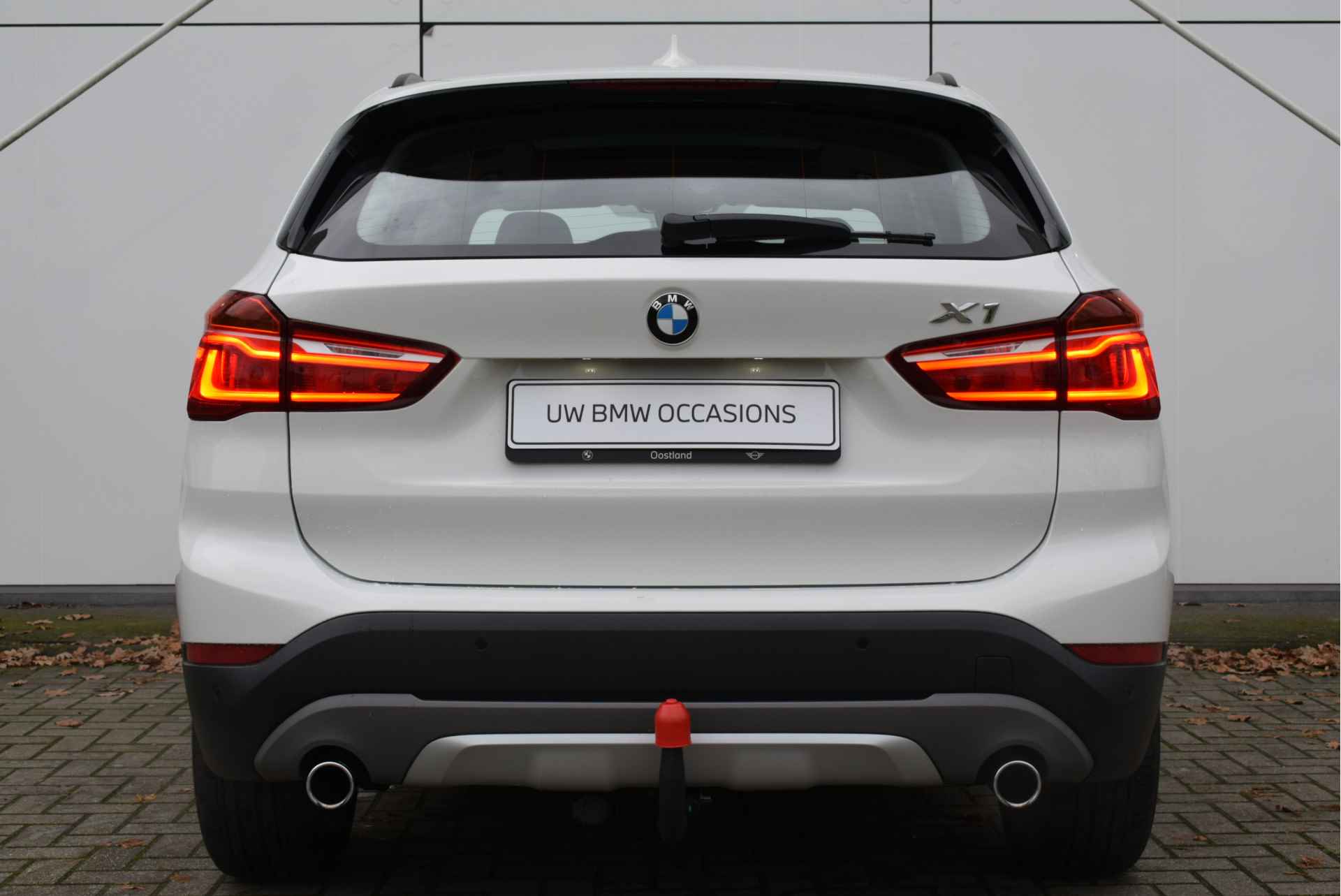 BMW X1 xDrive20i xLine Automaat / Panoramadak / LED / Park Assistant / Stoelverwarming / Cruise Control - 8/25