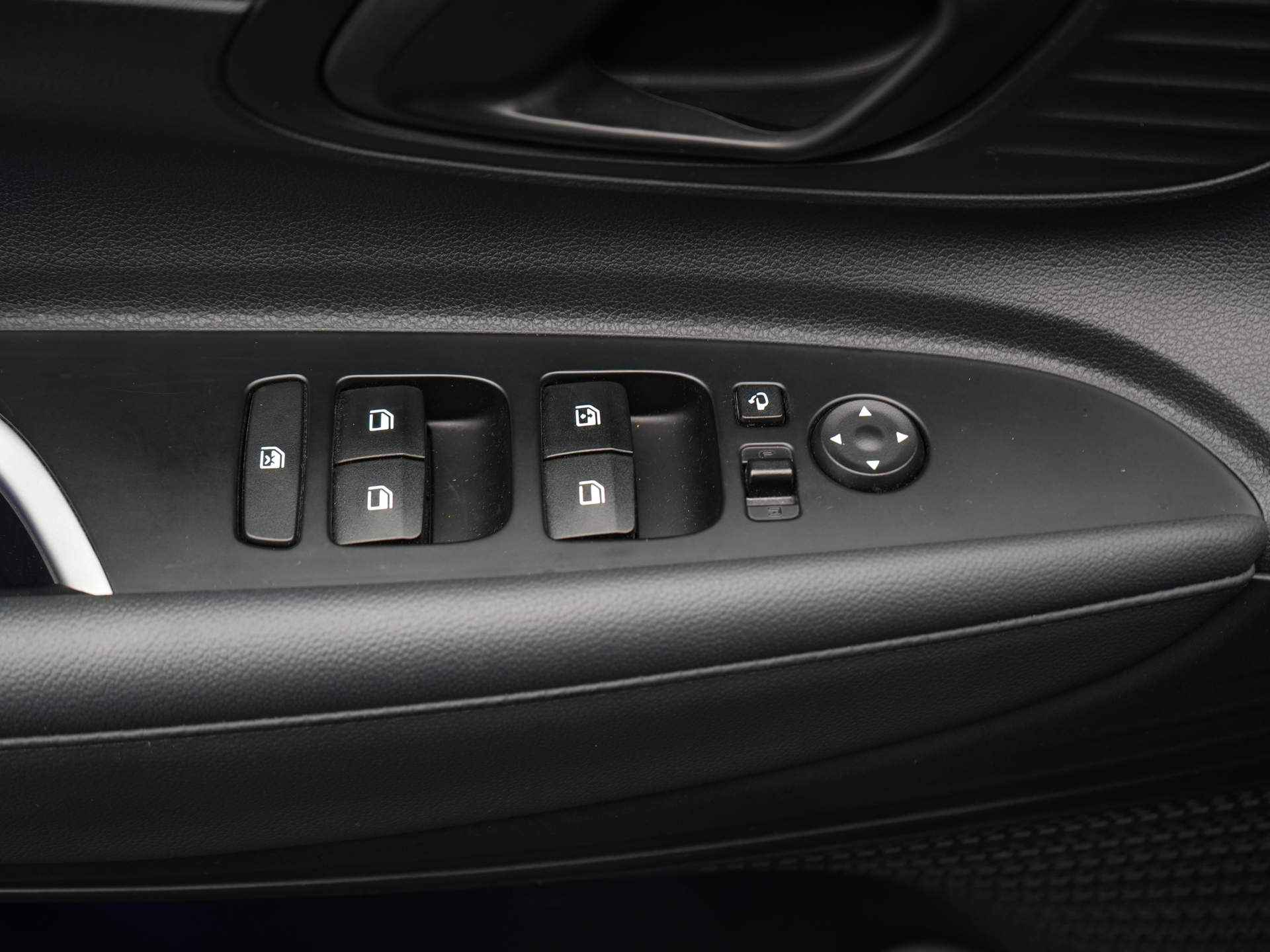 Hyundai Bayon 1.0 T-GDI Comfort | Apple Carplay & Android Auto | Cruise Control | Parkeersensoren - 31/35