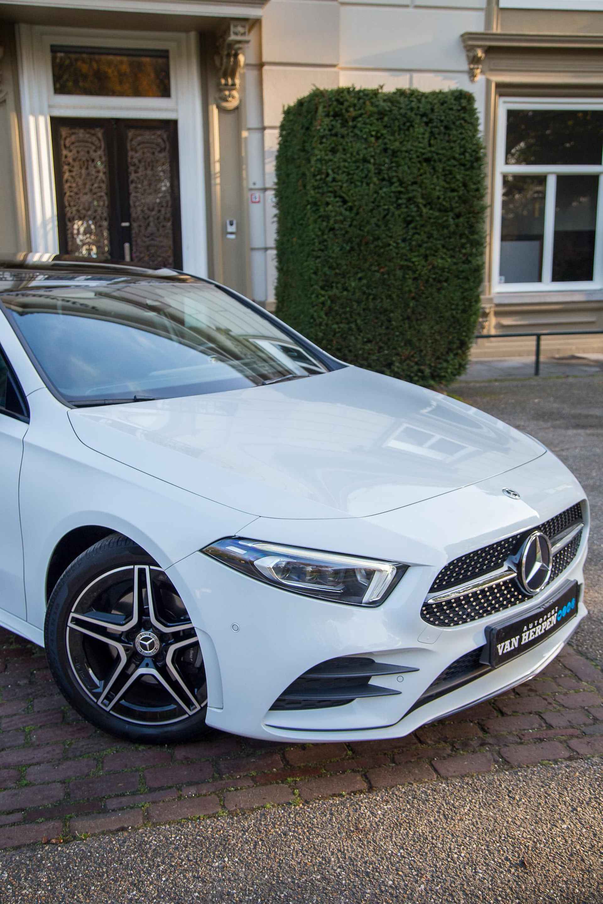 Mercedes-Benz A-klasse 200 AMG Pano | Burmester | Ambient | Carplay | Memory - 54/57