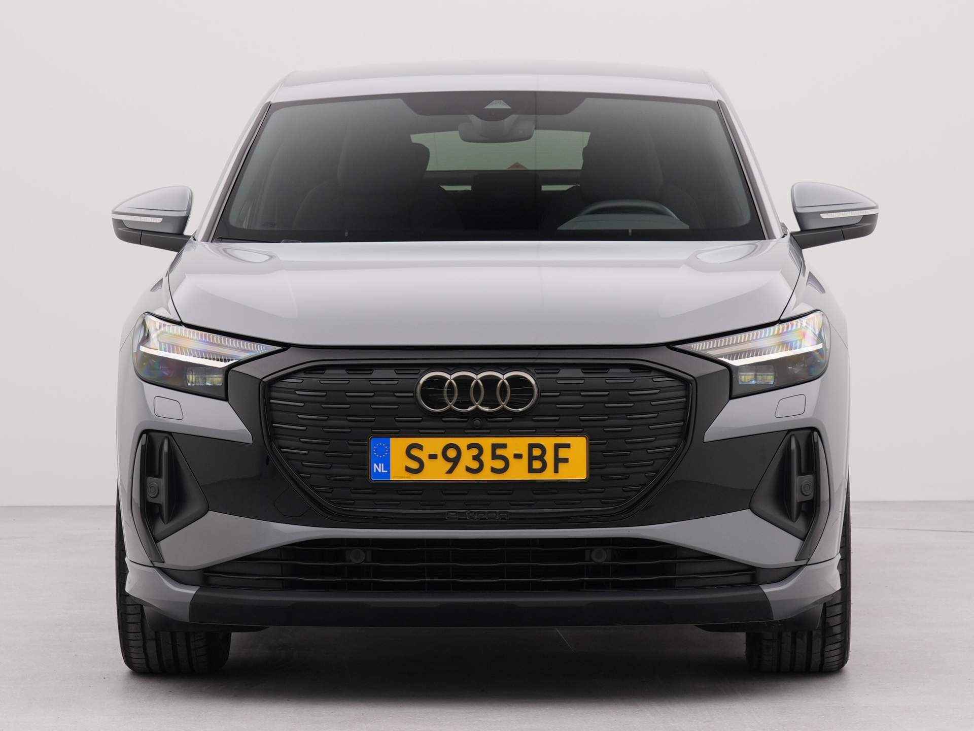 Audi Q4 Sportback e-tron 40 S edition 150kW / 204pk | Navigatie by App | 3 zone Climate control | Audi soundsystem |  Privacy glas | Sportonderstel | - 16/29