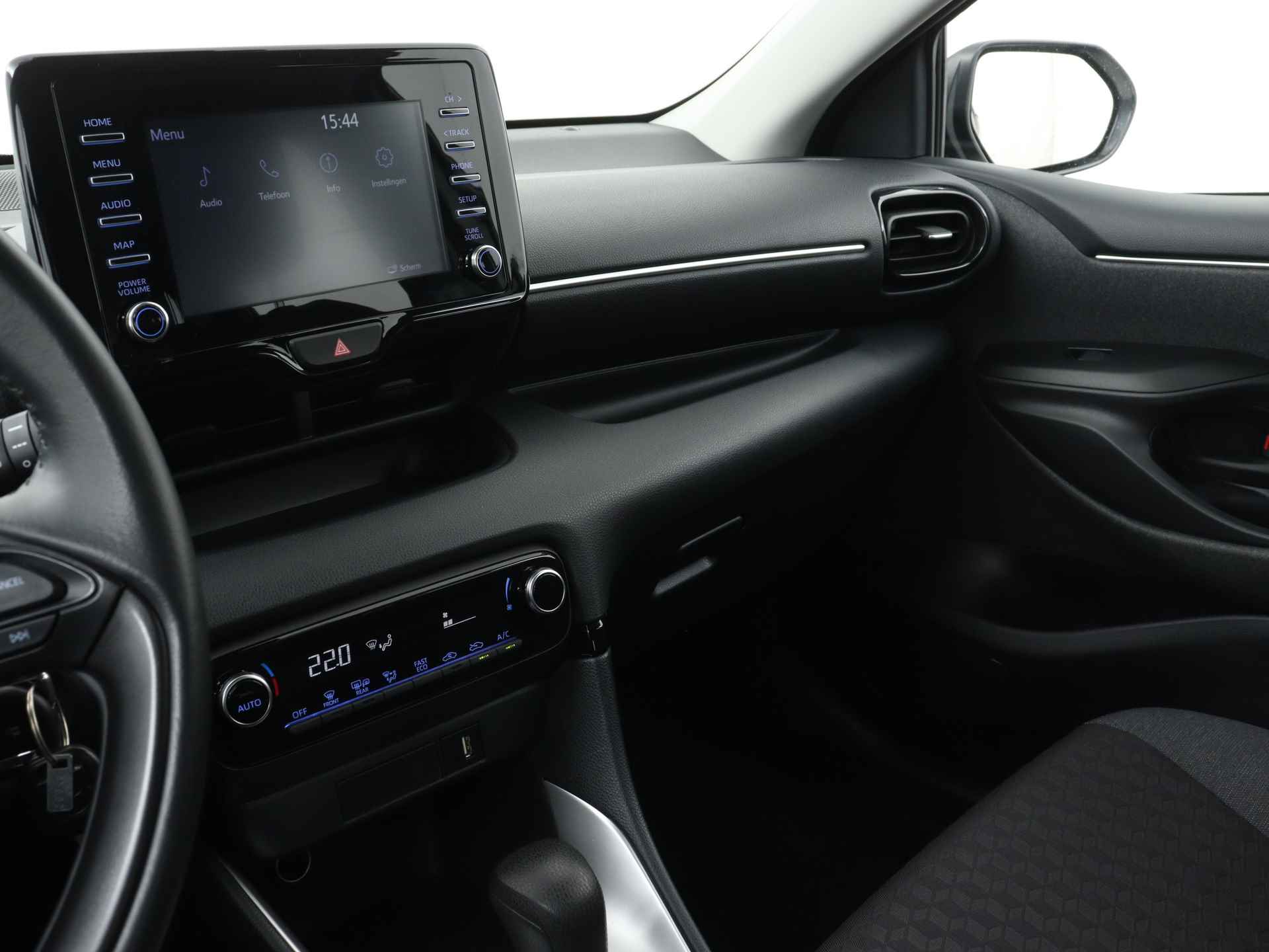 Toyota Yaris 1.5 Hybrid Dynamic Limited | Apple CarPlay / Android Auto | Adaptive Cruise Control | - 8/42