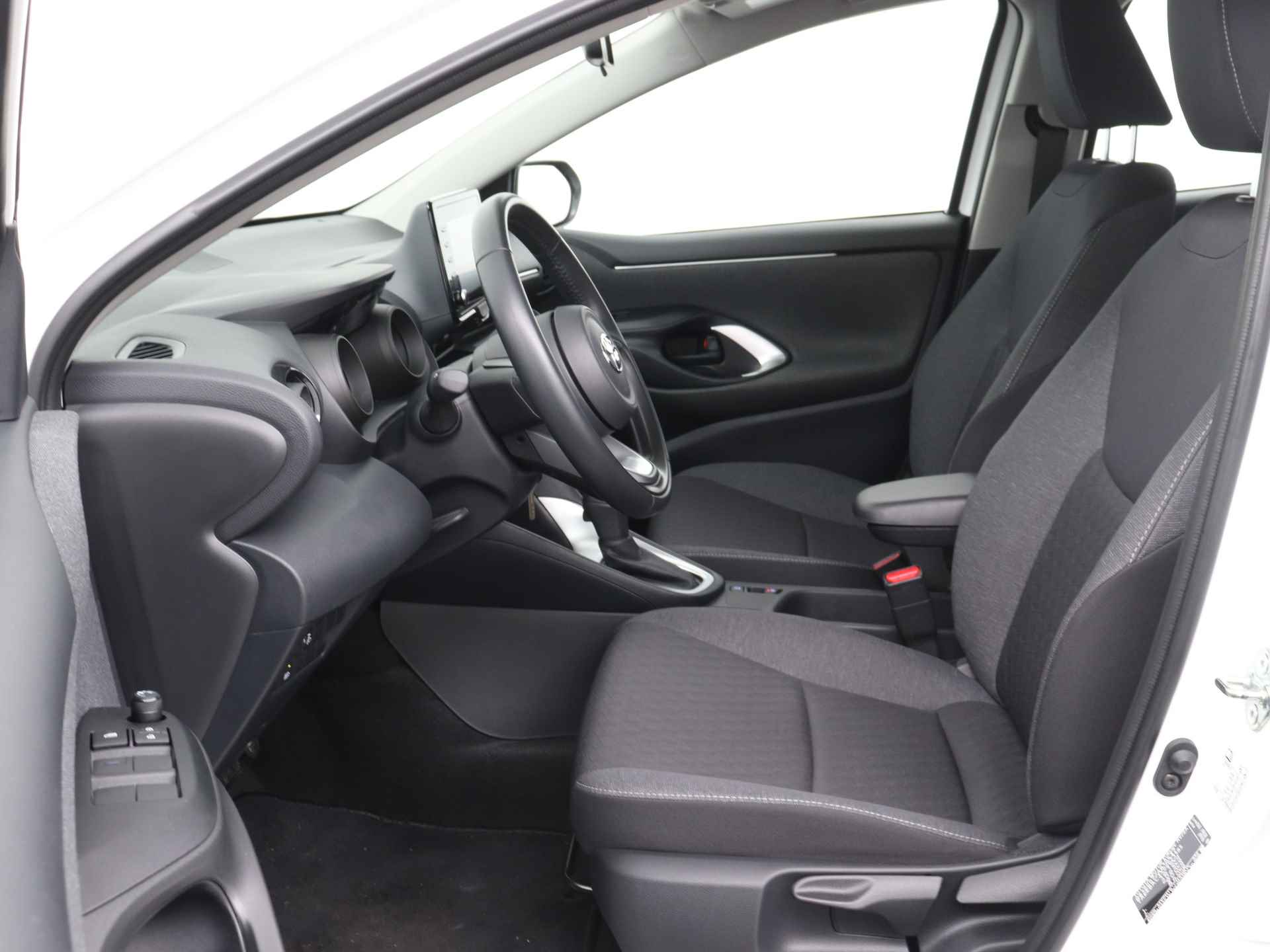 Toyota Yaris 1.5 Hybrid Dynamic Limited | Apple CarPlay / Android Auto | Adaptive Cruise Control | - 20/42