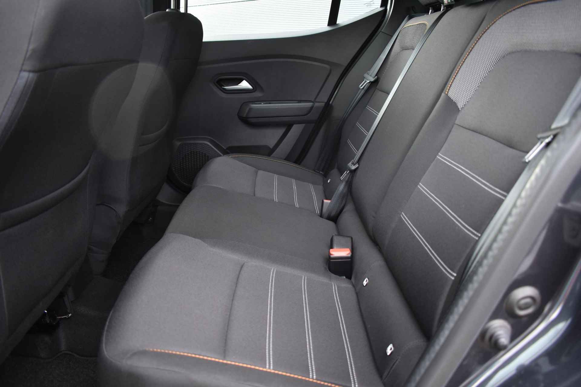 Dacia Sandero Stepway 1.0 TCe Comfort 90pk | Automaat | Achteruitrijcamera | Parkeersensoren | Navigatie | Trekhaak - 10/30