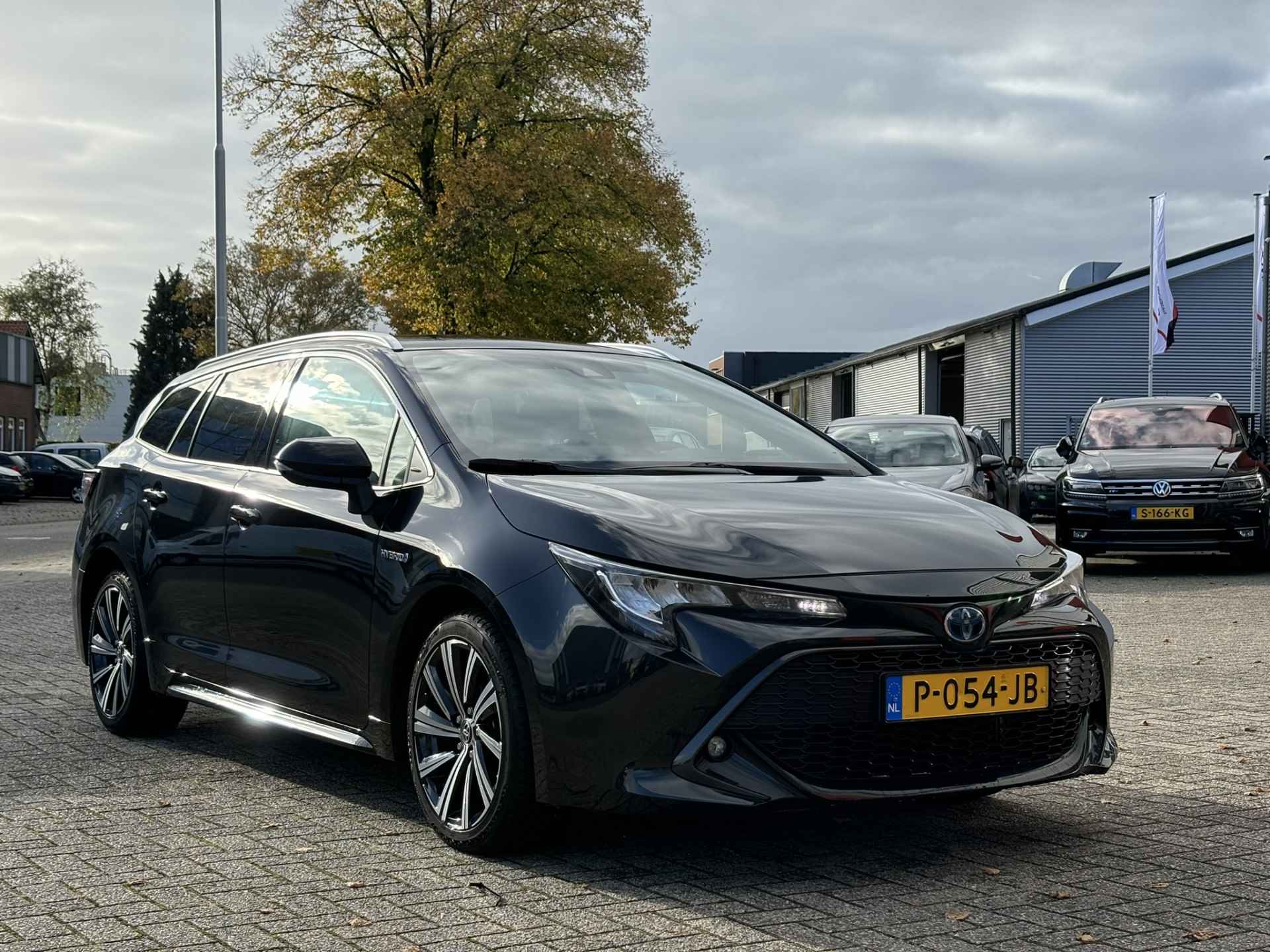 Toyota Corolla Touring Sports 1.8 Hybrid Dynamic / NL Auto / Apple Carplay / Afneembare Trekhaak / Cruise Control / - 27/28