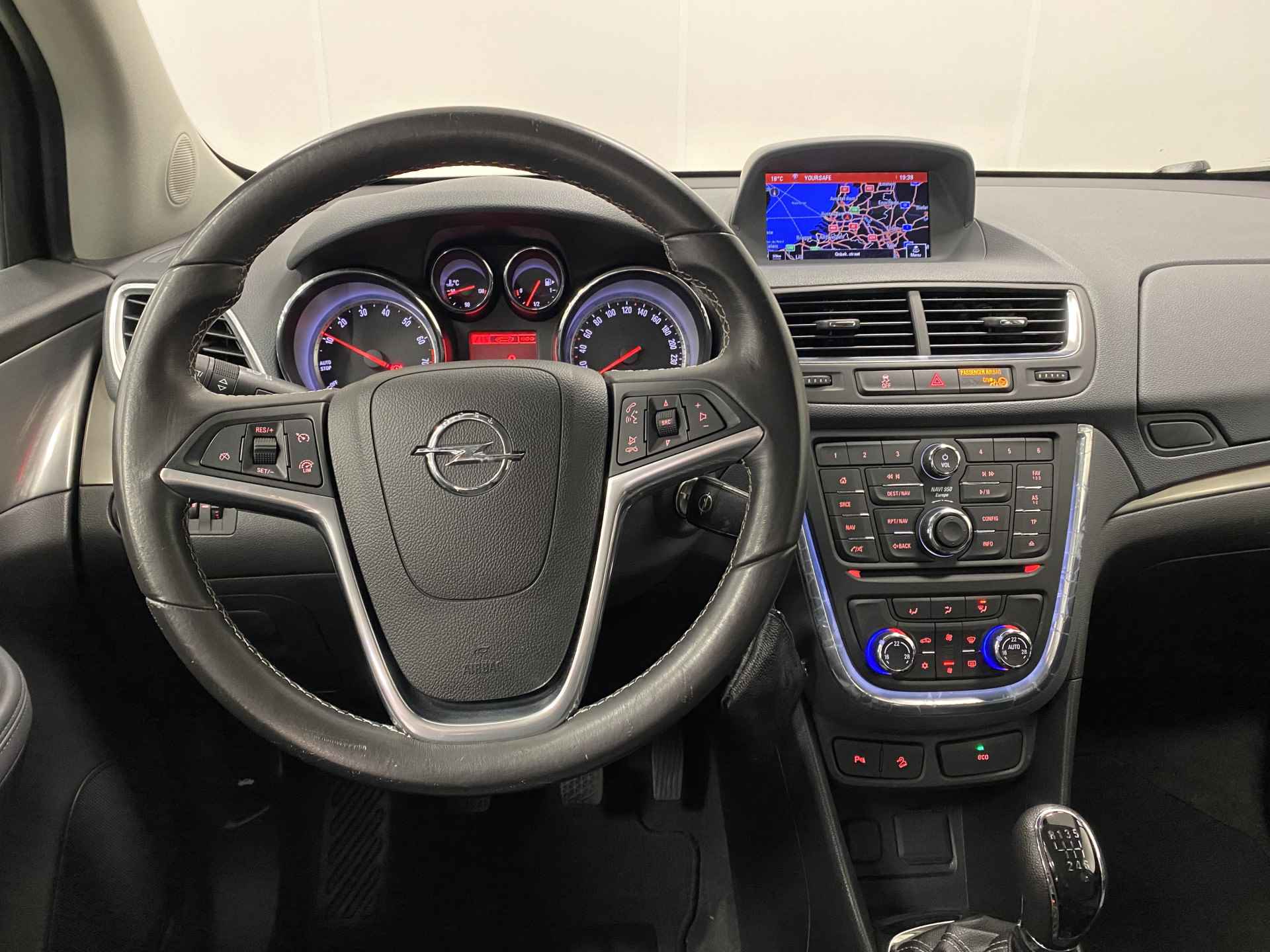 Opel Mokka 1.4 T 140PK / COSMO / NAVI / H.LEDER / TREKH. / CAMERA / - 9/36