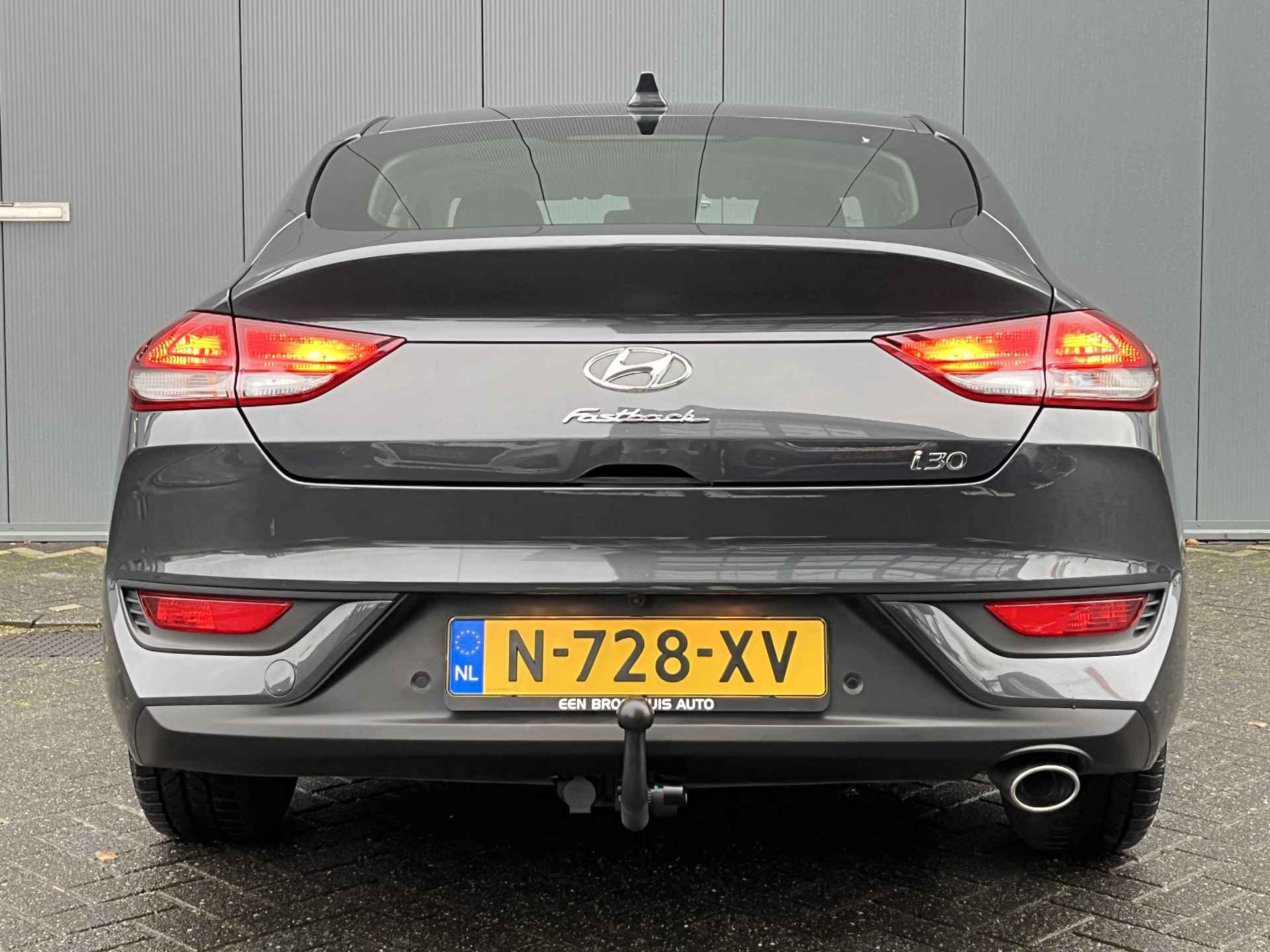 Hyundai i30 Fastback 1.0 T-GDI MHEV 120pk Comfort | Airco | Carplay | Camera | 16" Lichtmetaal | Afn. Trekhaak | Cruisecontrol | Parkeersens - 5/29