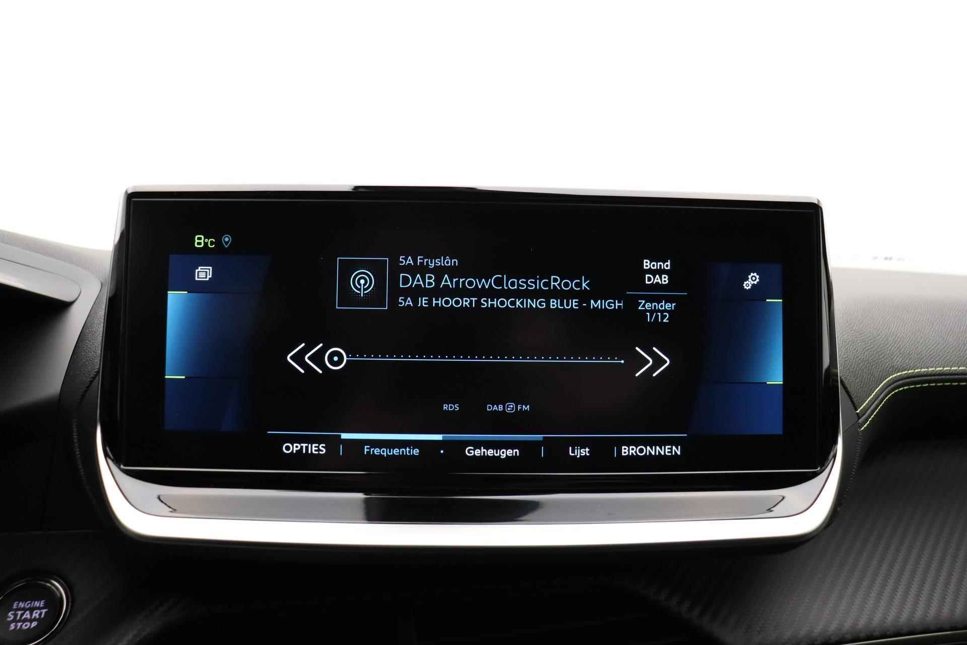 Peugeot e-2008 EV GT 50 kWh | Panoramadak | Adaptieve Cruise Control | Lane Assist | Stoelverwarming | Ambient Lighting | - 21/35