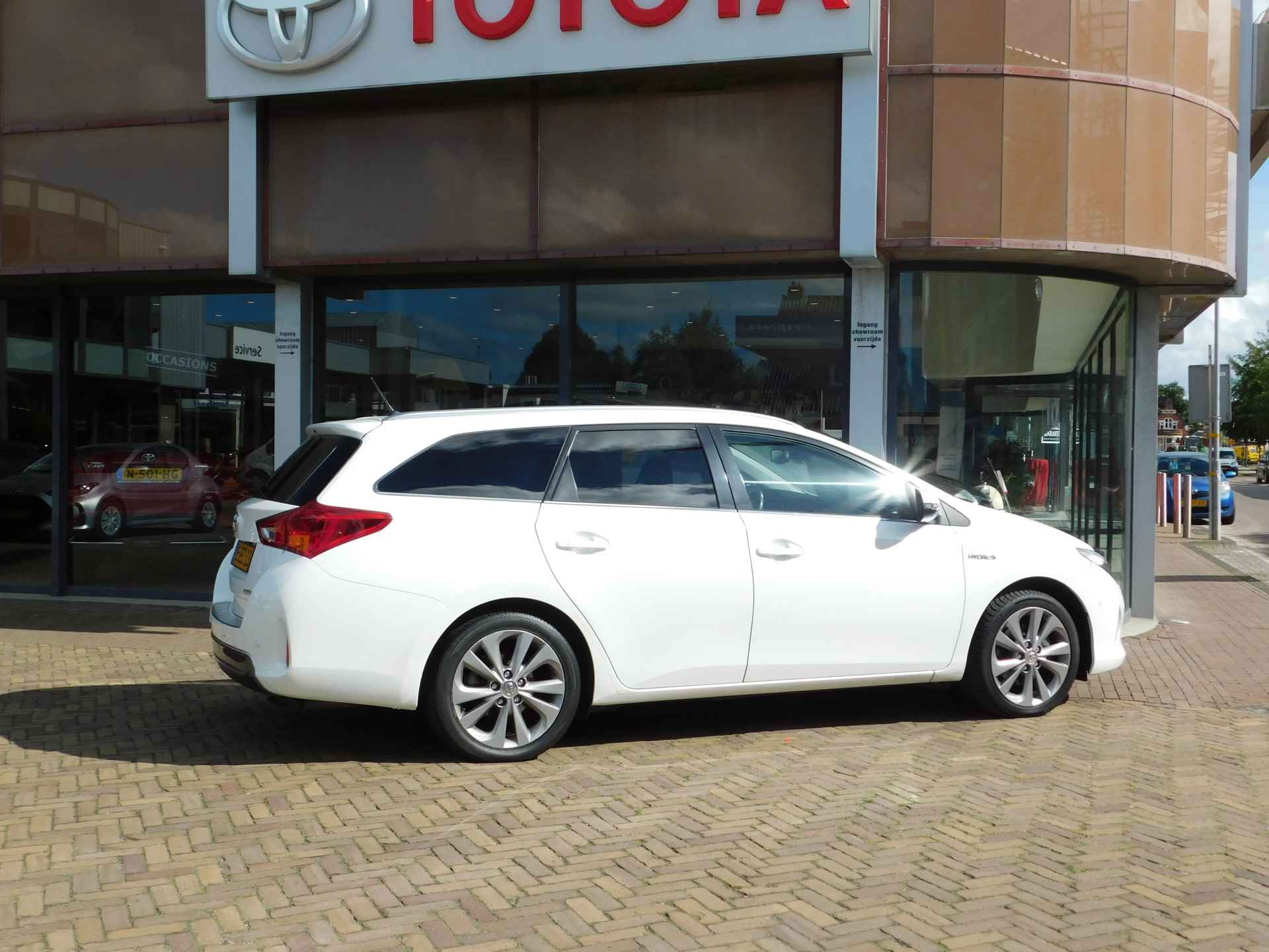 Toyota Auris Touring Sports 1.8 Hybrid Lease Pro - 25/31