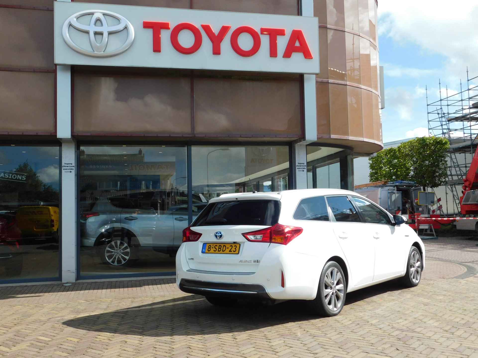 Toyota Auris Touring Sports 1.8 Hybrid Lease Pro - 27/31