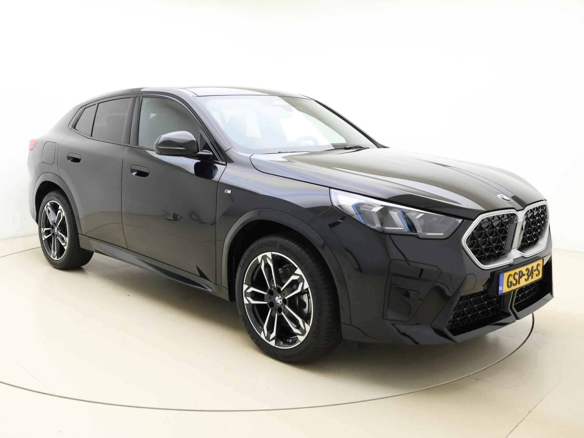 BMW X2 sDrive20i M Sport -HeadUp -Pano Dak -Harman/Kardon -Iconic Glow Grille -Park Assist Plus -Adaptief M Onderstel -LED Adaptief -Driving Ass -Live Cockpit Prof - 4/44