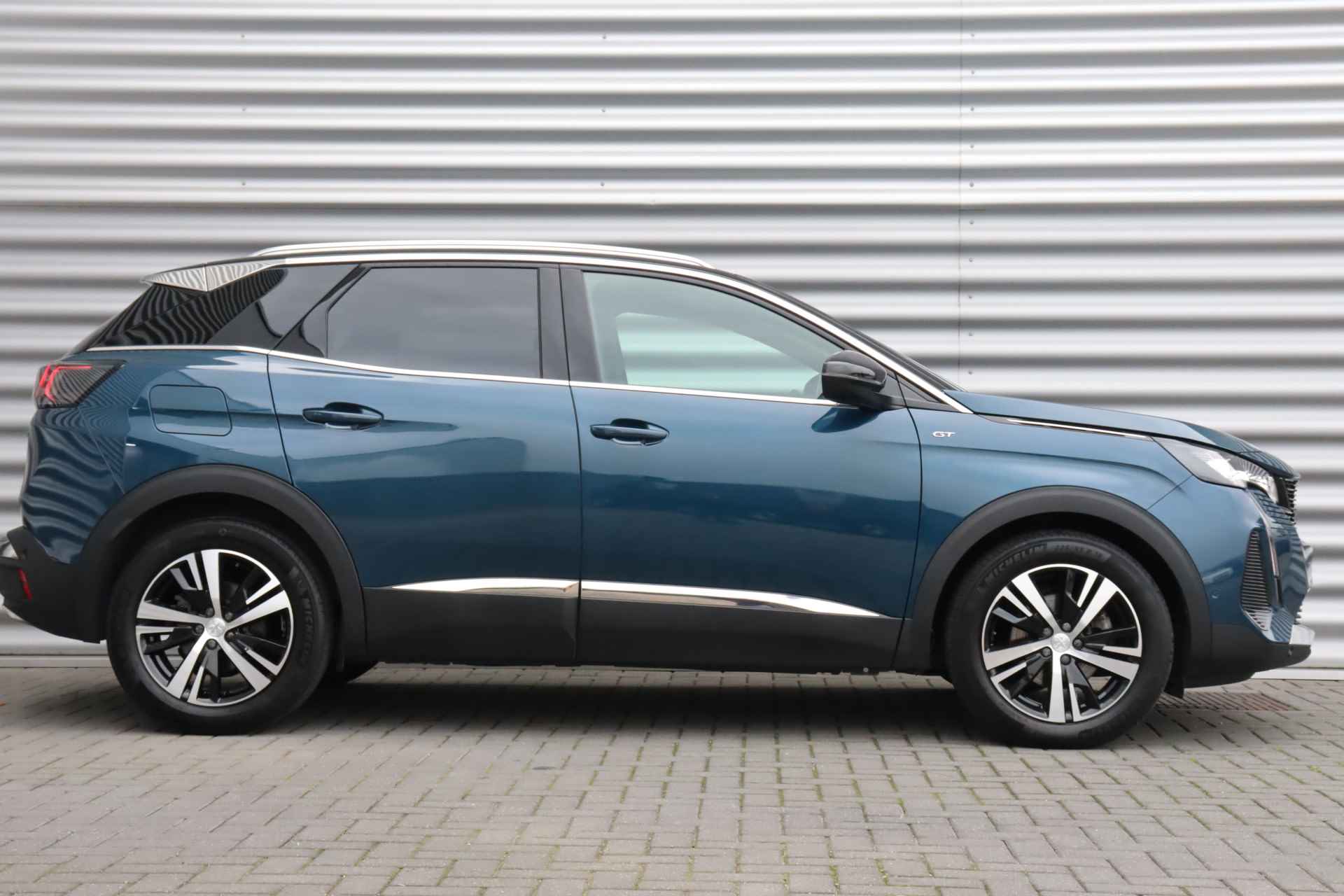 Peugeot 3008 1.6 PURETECH 180PK GT PACK BUSINESS AUTOMAAT / NAVI / LEDER / CLIMA / LED / PDC / 18" LMV / CAMERA / KEYLESS / 1500KG TREKGEWICH - 3/49