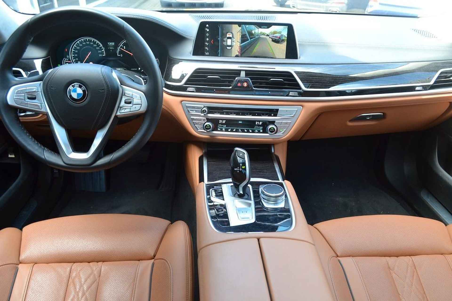 BMW 7-serie 750LD xDrive Fond TV - Sky Lounge - NW 200.000 euro - 13/18