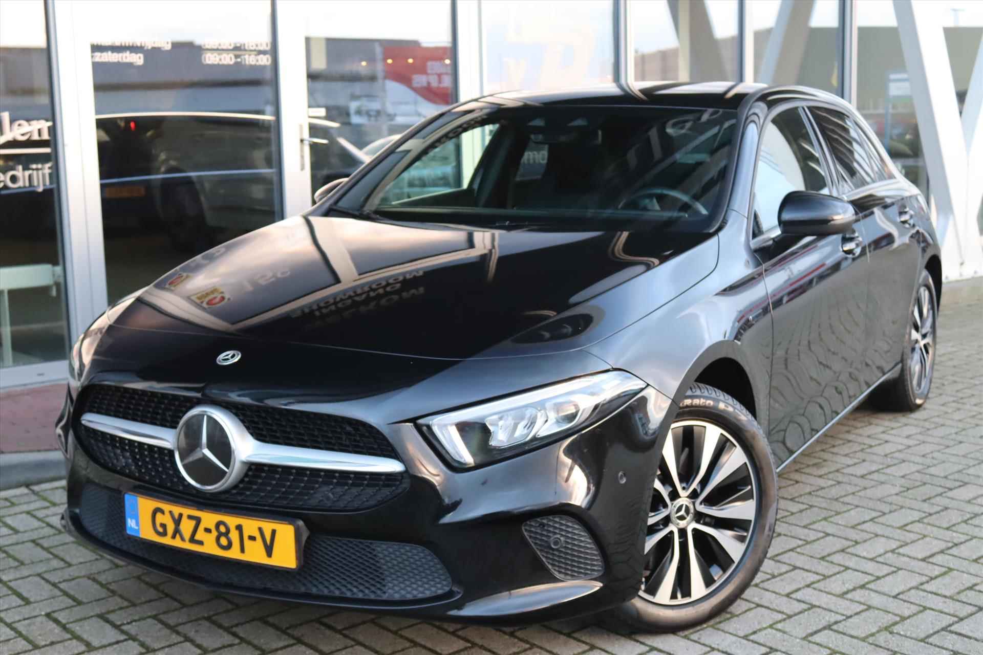 Mercedes A-Klasse A250e 218PK AUTOMAAT PREMIUM Navi | Leer | Camera | Adapt.Cruise | Sfeerverl. | Clima | Stoelverw. | Pdc | 17 Inch Lm | - 56/62