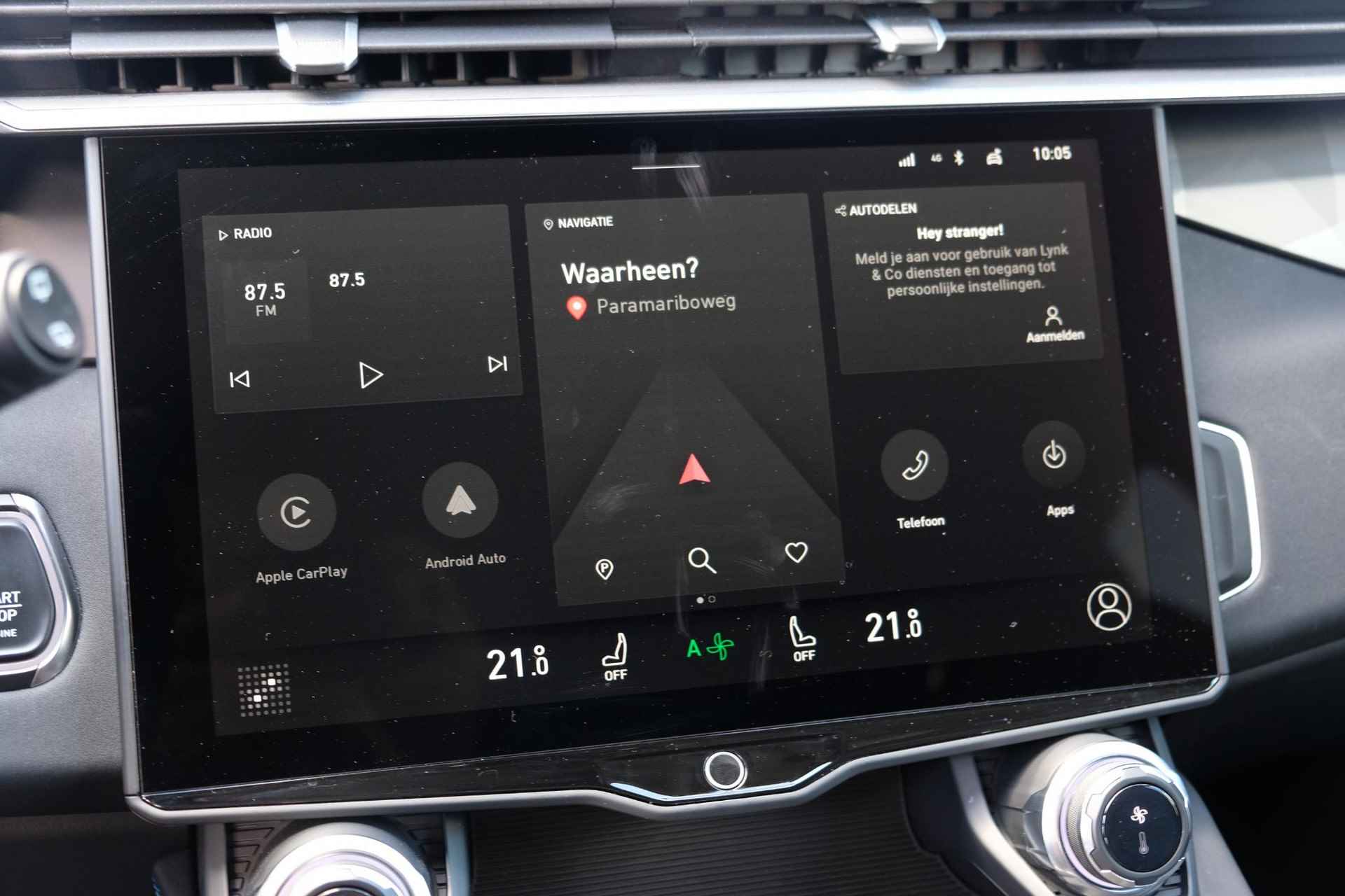 Lynk & Co 01 1.5 | Panoramadak | Adaptive cruise control | LED koplampen | Camera | 20 inch velgen | Climate control | Apple Carplay / Android Auto | - 25/32