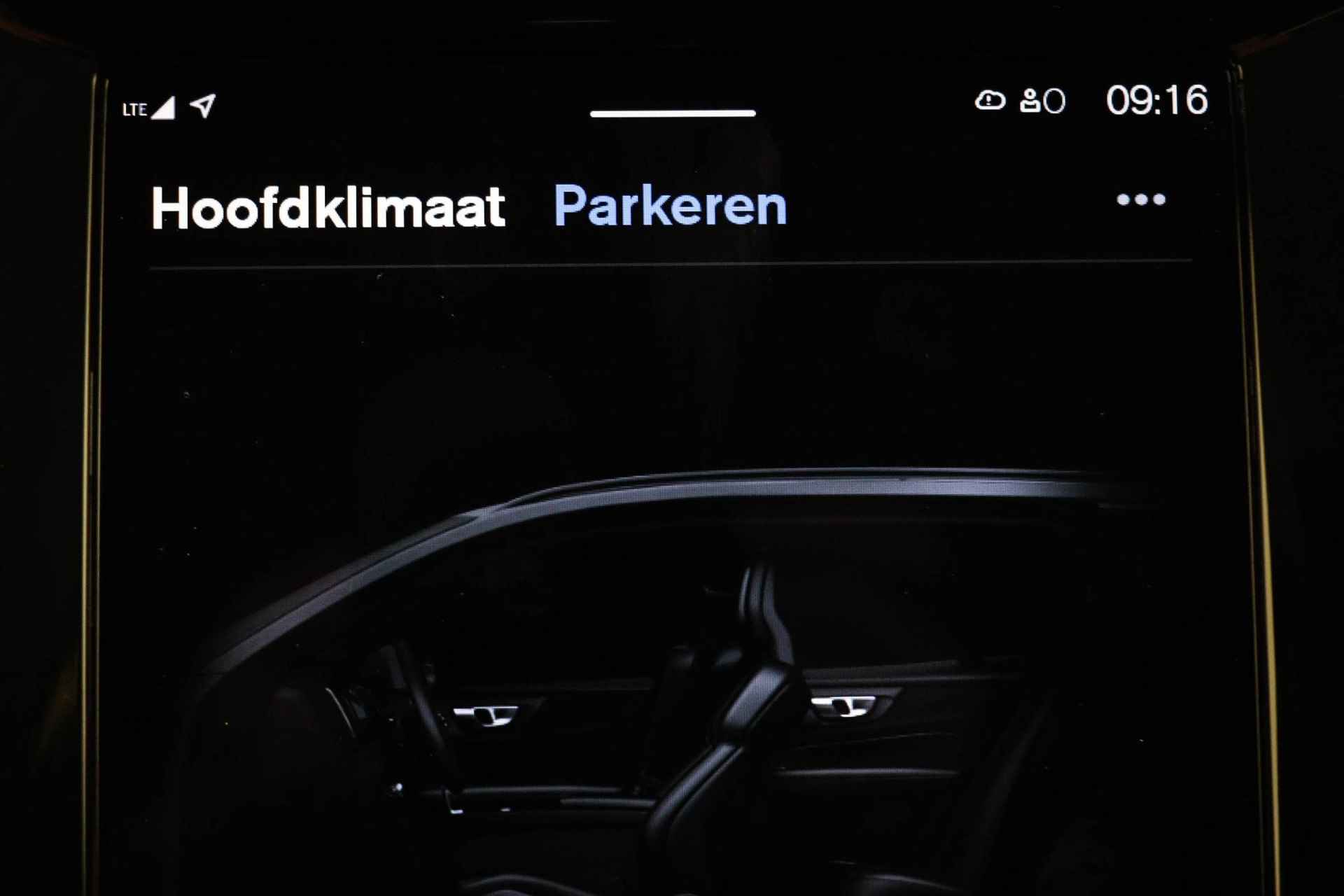 Volvo V60 2.0 B3 Core | CLIMATE / PARK ASSIST- PACK | VOORRUITVERWARMING | TREKHAAK - 47/52