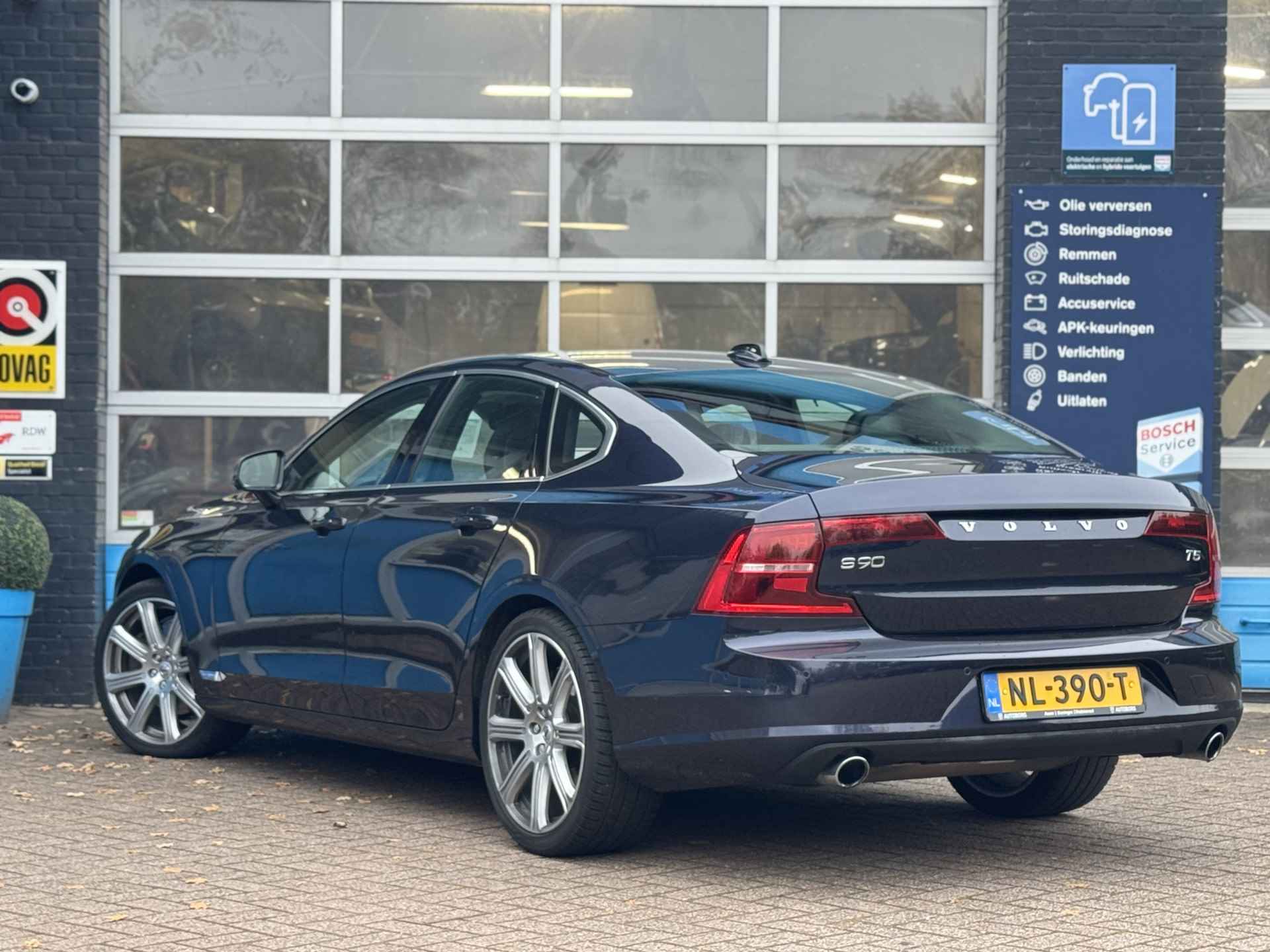 Volvo S90 2.0 T5 Inscription | Bose | LED | Cruise Control Adaptive | Stoelverwarming Voor | LEDER | Climate Control | Rijklaar + 12 maand BOVAG Garantie - 68/72