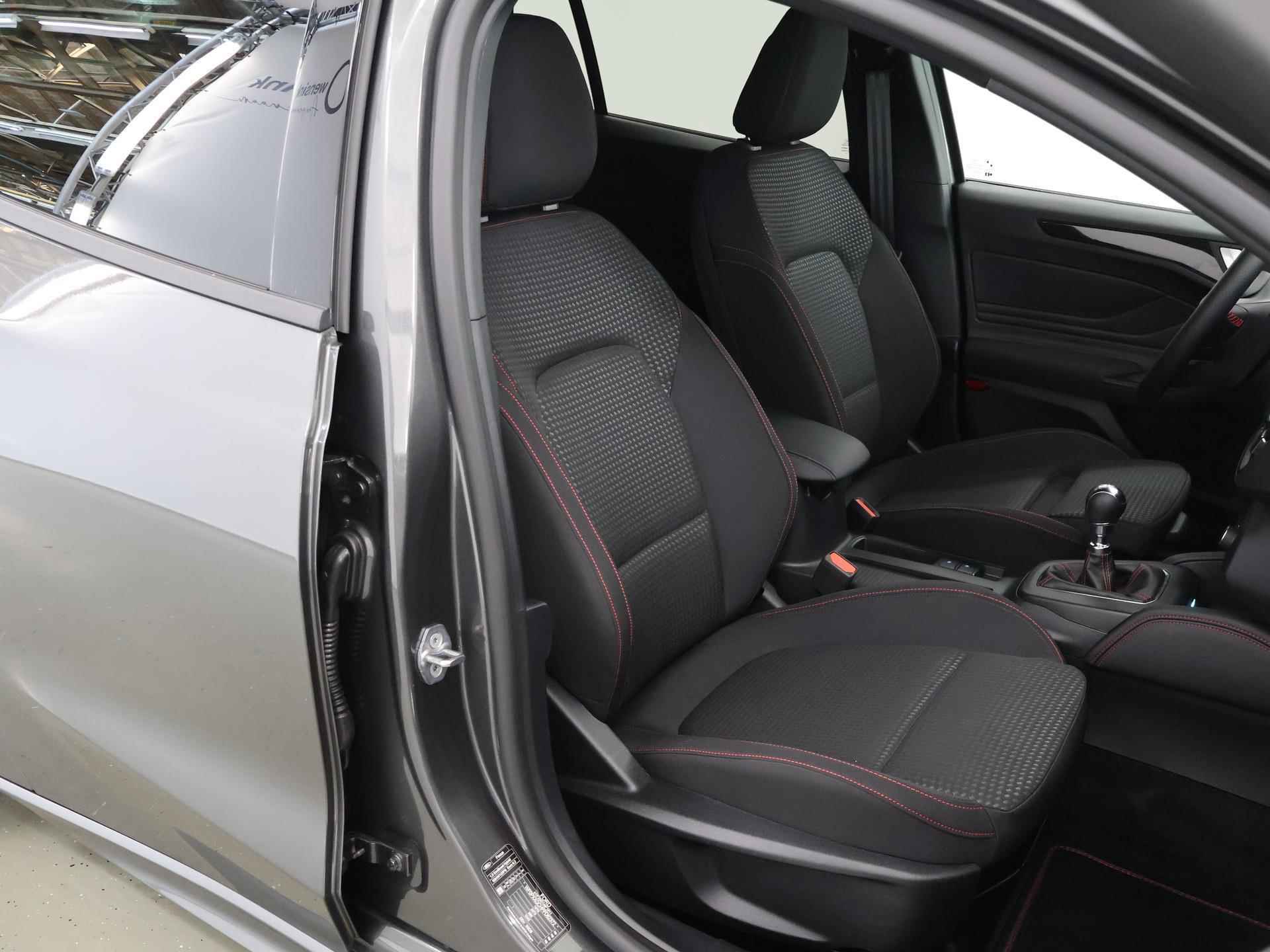 Ford Focus Wagon 1.0 EcoBoost Hybrid ST Line X | Adapt. Cruise Control | B&O Premium Audio | Elekt. Achterklep | Winterpack | - 11/43