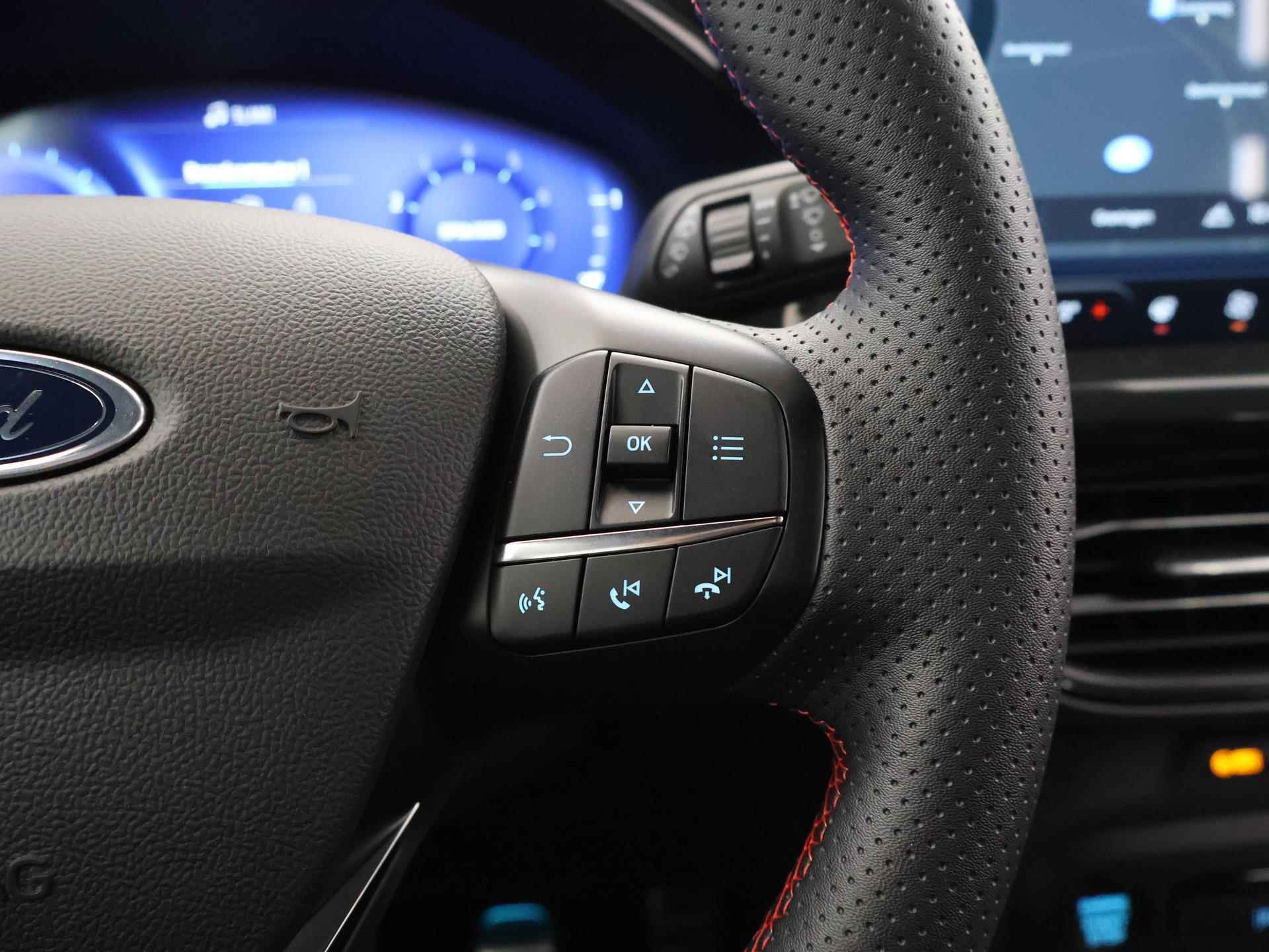 Ford Focus Wagon 1.0 EcoBoost Hybrid ST Line X | Adapt. Cruise Control | B&O Premium Audio | Elekt. Achterklep | Winterpack | - 30/43