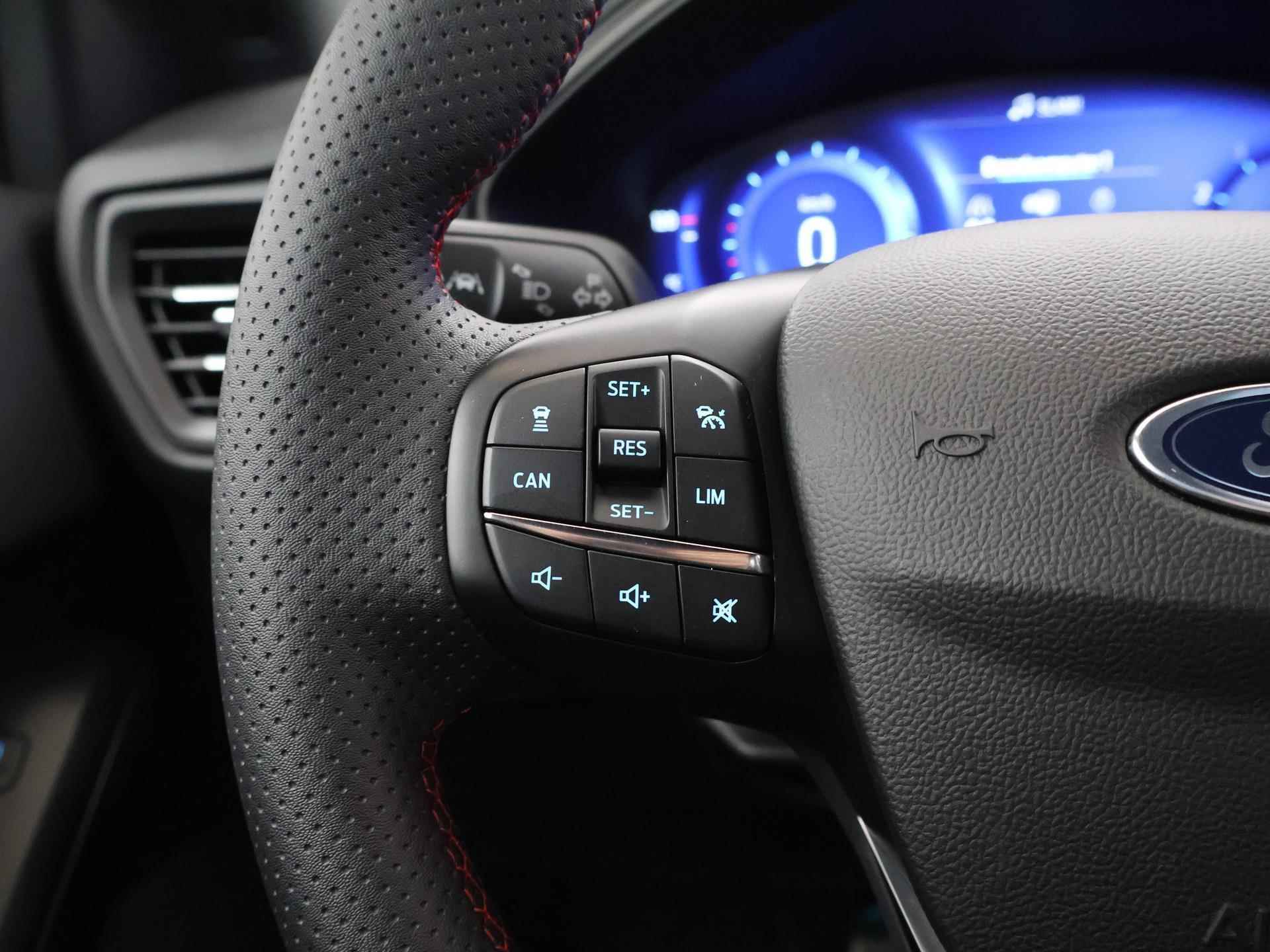 Ford Focus Wagon 1.0 EcoBoost Hybrid ST Line X | Adapt. Cruise Control | B&O Premium Audio | Elekt. Achterklep | Winterpack | - 32/43