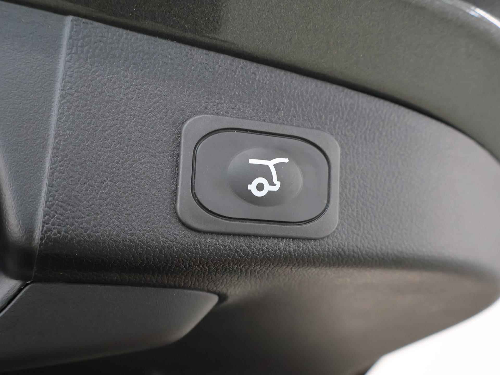 Ford Focus Wagon 1.0 EcoBoost Hybrid ST Line X | Adapt. Cruise Control | B&O Premium Audio | Elekt. Achterklep | Winterpack | - 38/43