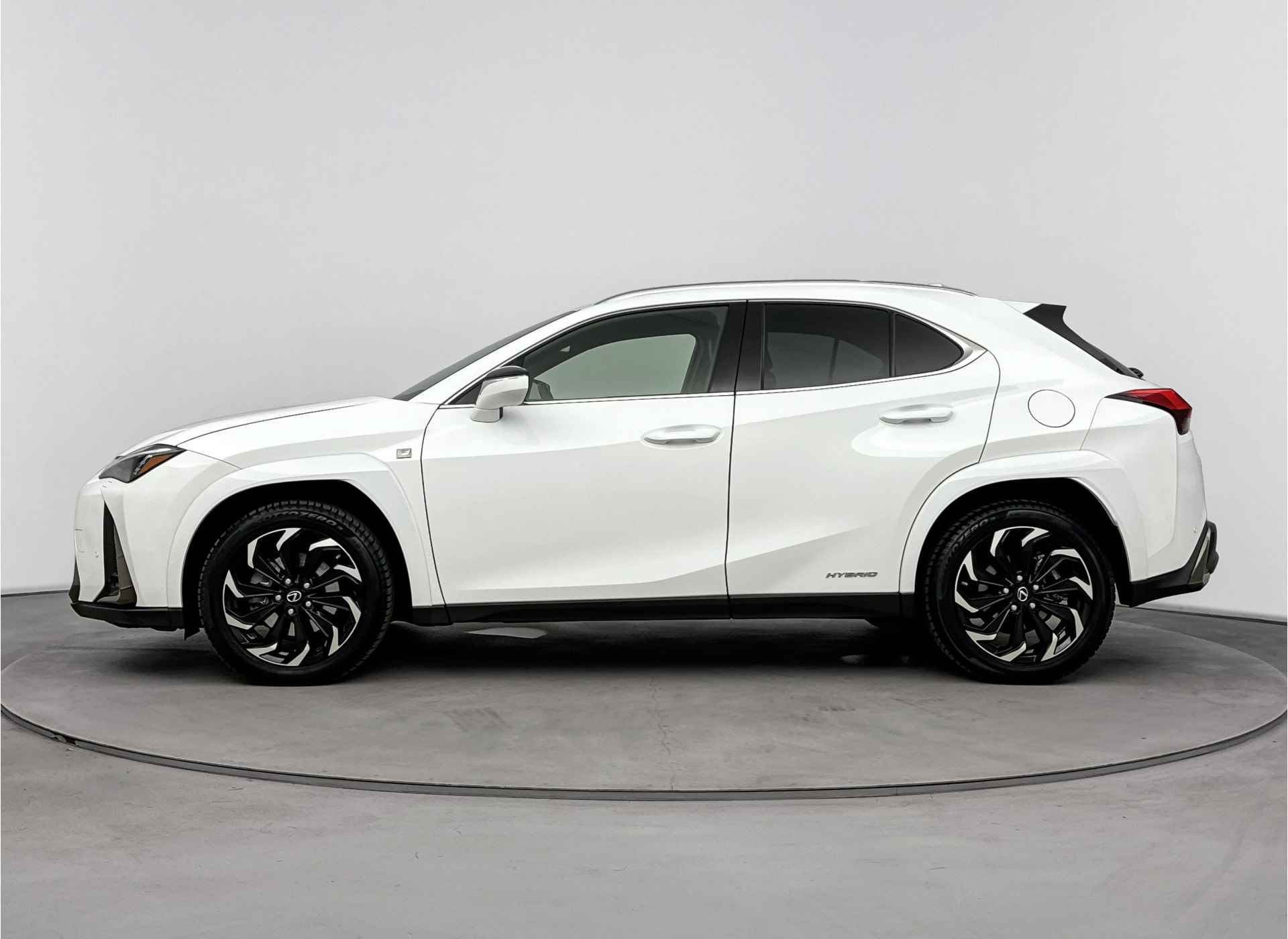 Lexus UX 250h AWD F Sport Premium Limited | Adaptief Dempingsysteem | Elektrische Achterklep | Premium Navigatie | - 4/41