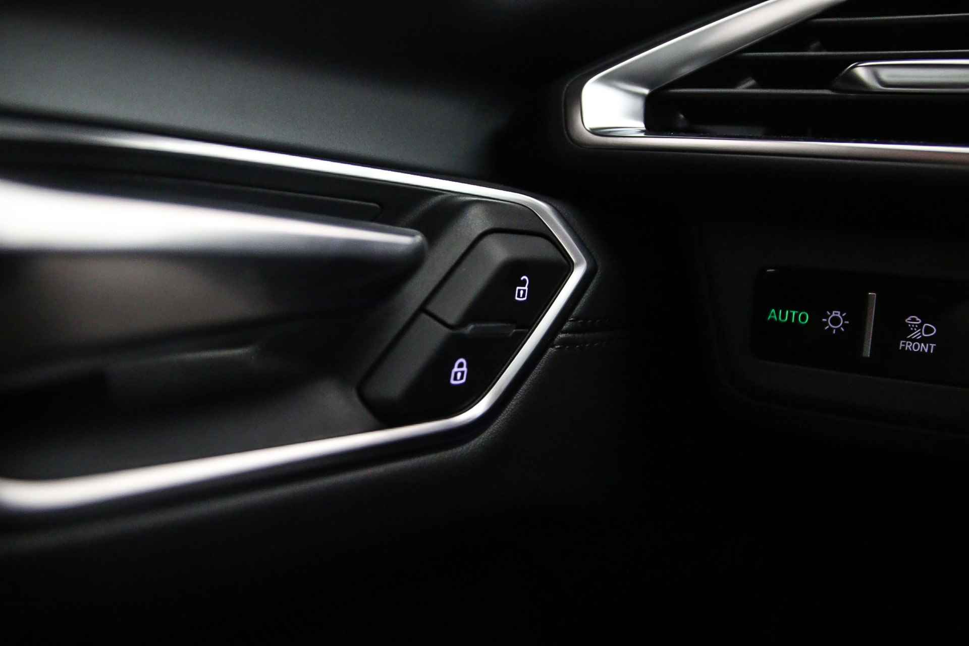 Audi e-tron GT 476pk Quattro | Nachtzicht | RS Dynamic | Head Up | B&O | 4-wiel Besturing | Adapt. Luchtvering | Panodak | Comfort Stoelen |  360 camera | 21 inch | - 16/55