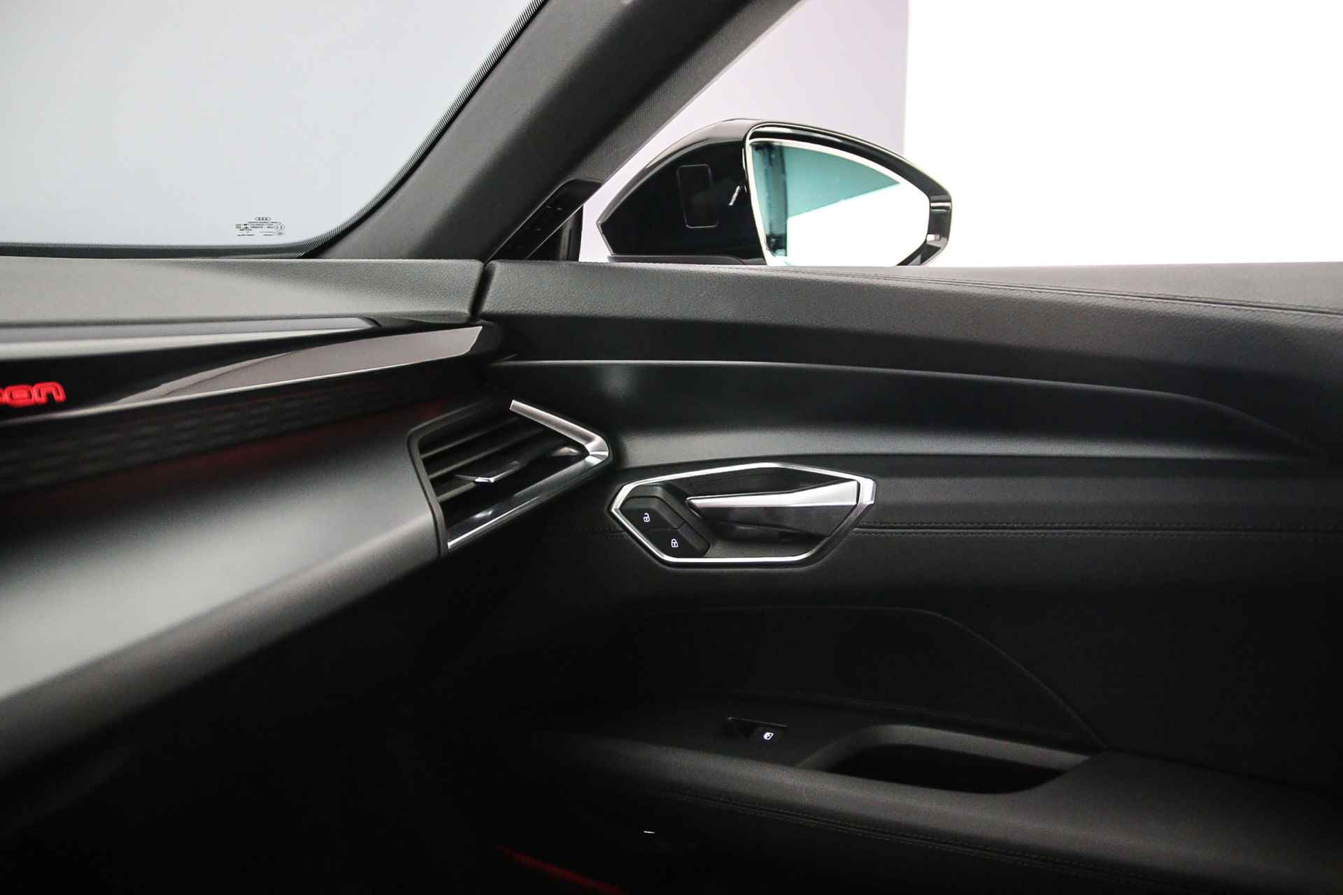 Audi e-tron GT 476pk Quattro | Nachtzicht | RS Dynamic | Head Up | B&O | 4-wiel Besturing | Adapt. Luchtvering | Panodak | Comfort Stoelen |  360 camera | 21 inch | - 41/55