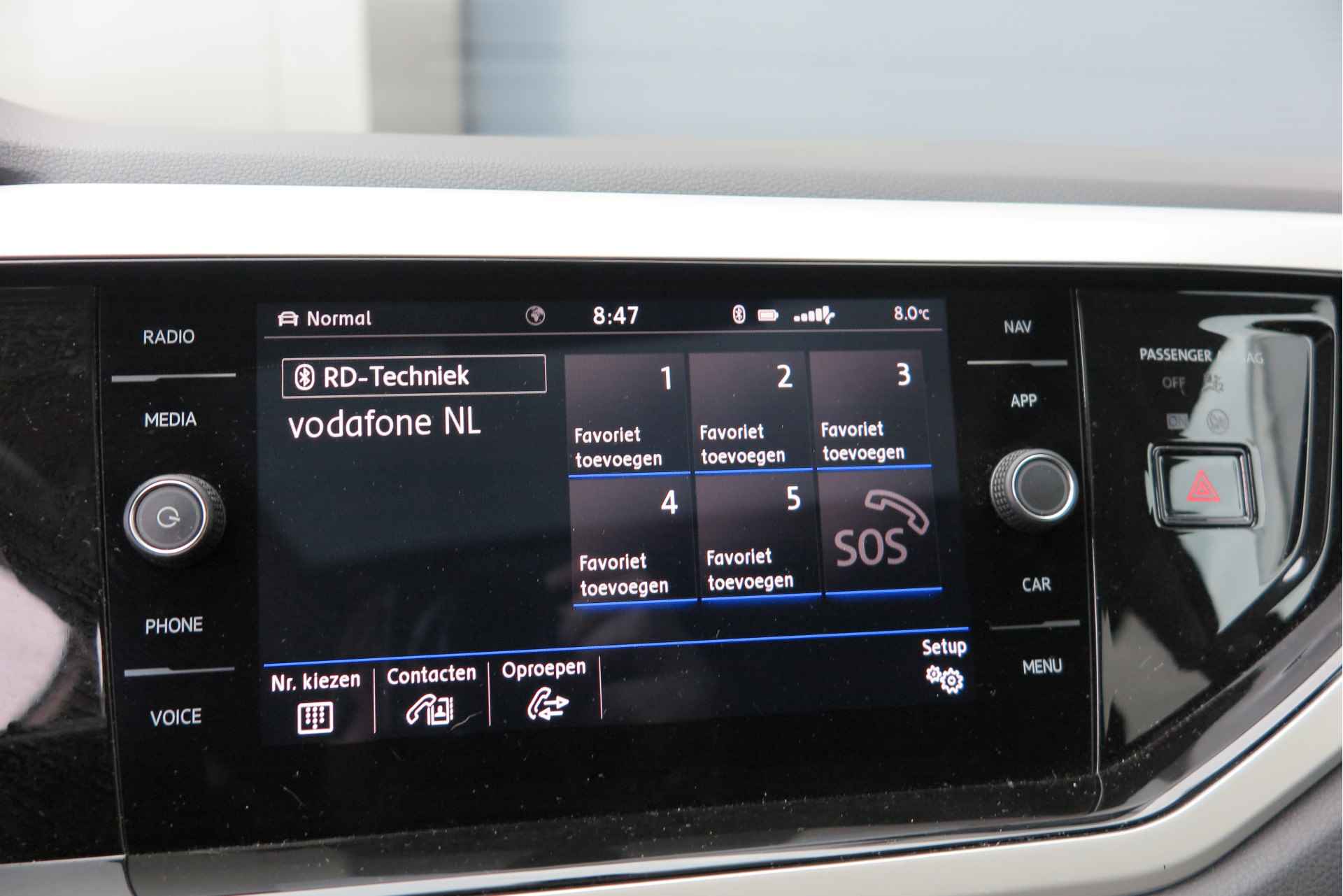 Volkswagen Polo 1.0 TSI 116pk Highline Business R-Line DSG Panoramadak , Virtual cockpit, Beats audio, / keyless entry, Led verlichting,PDC, Navi , Carplay , Stoelverwarming etc. - 38/70