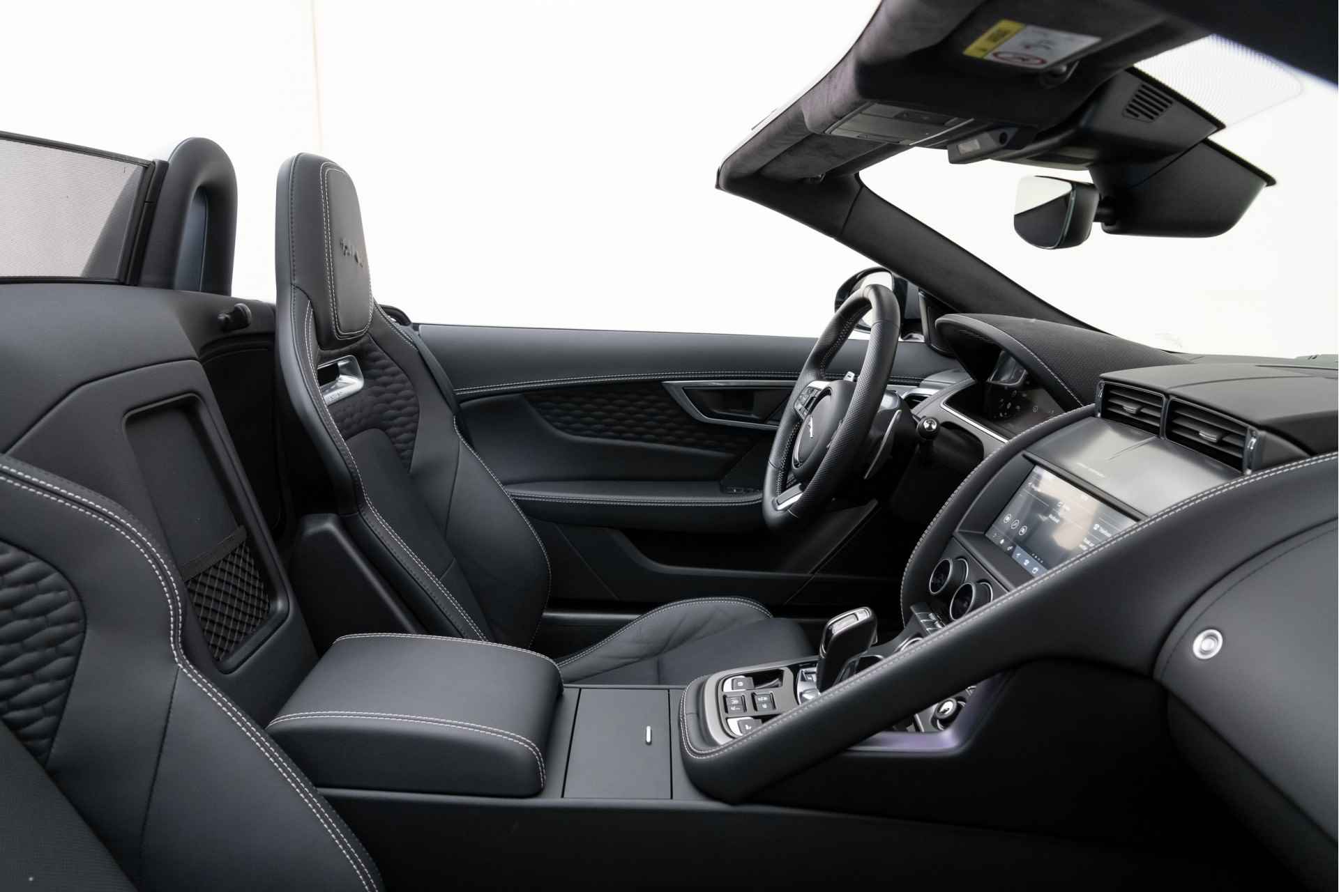 Jaguar F-Type P450 RWD First Edition | 20" wielen | Keyless Entry | Stuurverwarming | Performance seats - 18/51