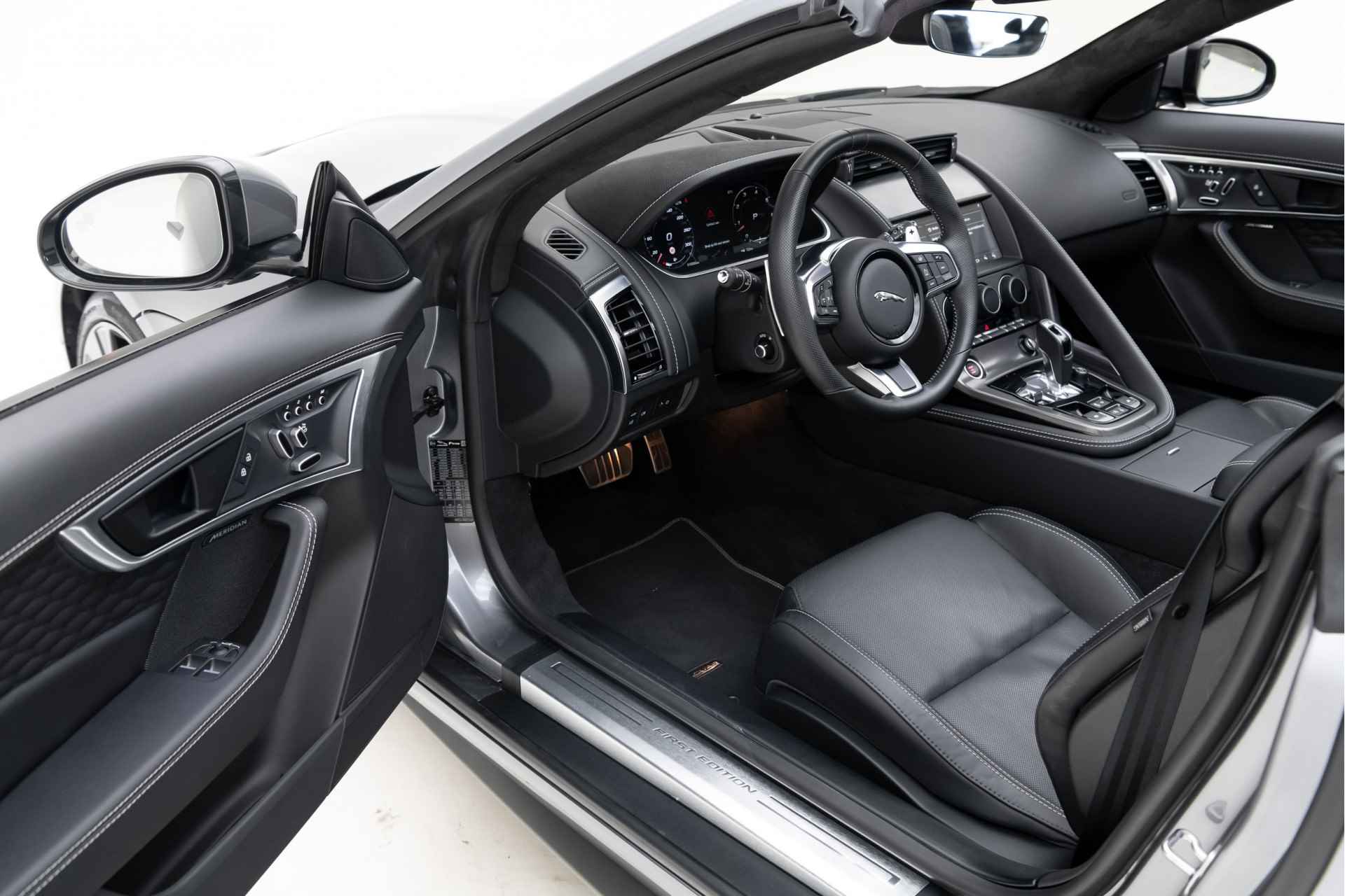 Jaguar F-Type P450 RWD First Edition | 20" wielen | Keyless Entry | Stuurverwarming | Performance seats - 24/51