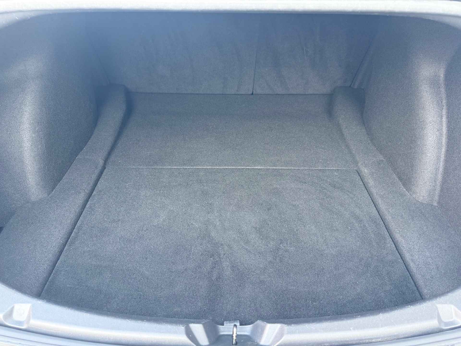 Tesla Model 3 Standard Plus RWD/ LFP accu/ Parelmoer wit/ Camera achter/ Lederen bekleding/ Stoelverwarming/ 1 Eigenaar/ Origineel NL/ NAP - 10/32