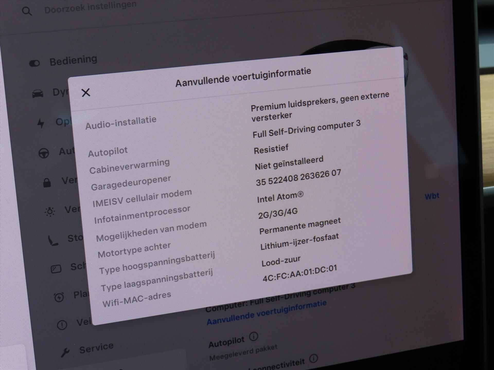 Tesla Model 3 Standard Plus RWD/ LFP accu/ Parelmoer wit/ Camera achter/ Lederen bekleding/ Stoelverwarming/ 1 Eigenaar/ Origineel NL/ NAP - 24/32