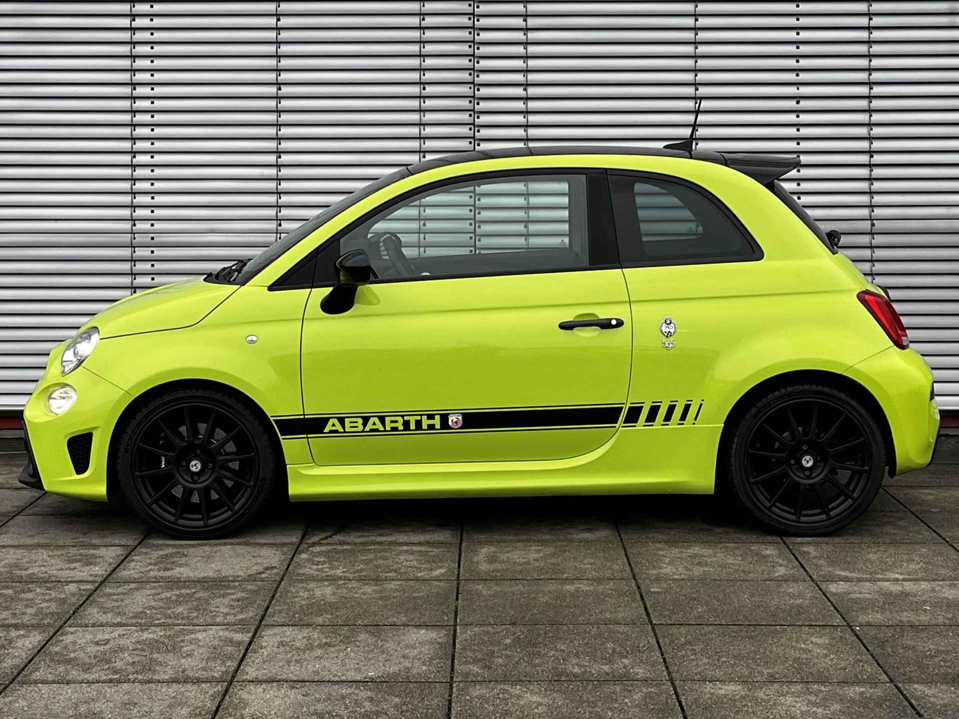 Abarth 595 1.4 T-Jet Abarth Competizione 70th Anniversary | 180pk | AUT | BOMVOL - 5/35