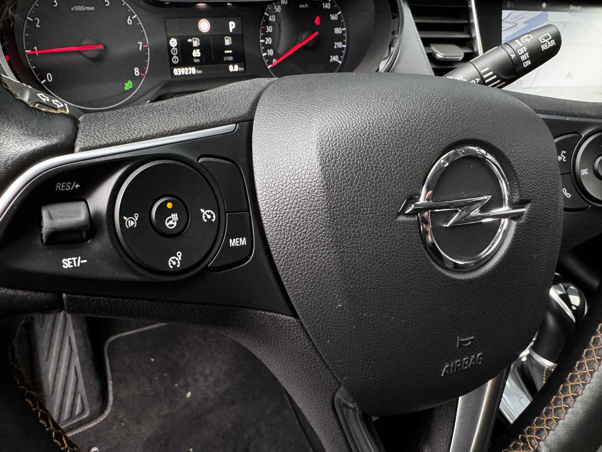 Opel Crossland X 1.2 Turbo 130Pk Aut. Innovation | Stoel en Stuur Verw. | Keyless | LED | Trekhaak | Prijs Rijklaar!! - 16/45