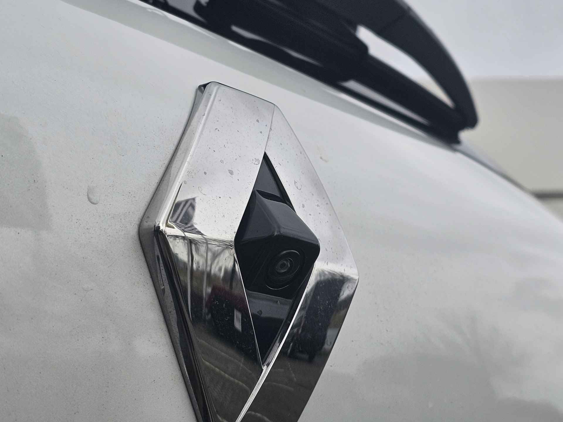 Renault Captur 1.6 E-Tech Hybrid 145pk AUT Techno | Navigatie | Adaptive cruise | Camera | Blind Spot | Stuur verwarmd | Demonstratie auto, levering in overleg | - 12/37