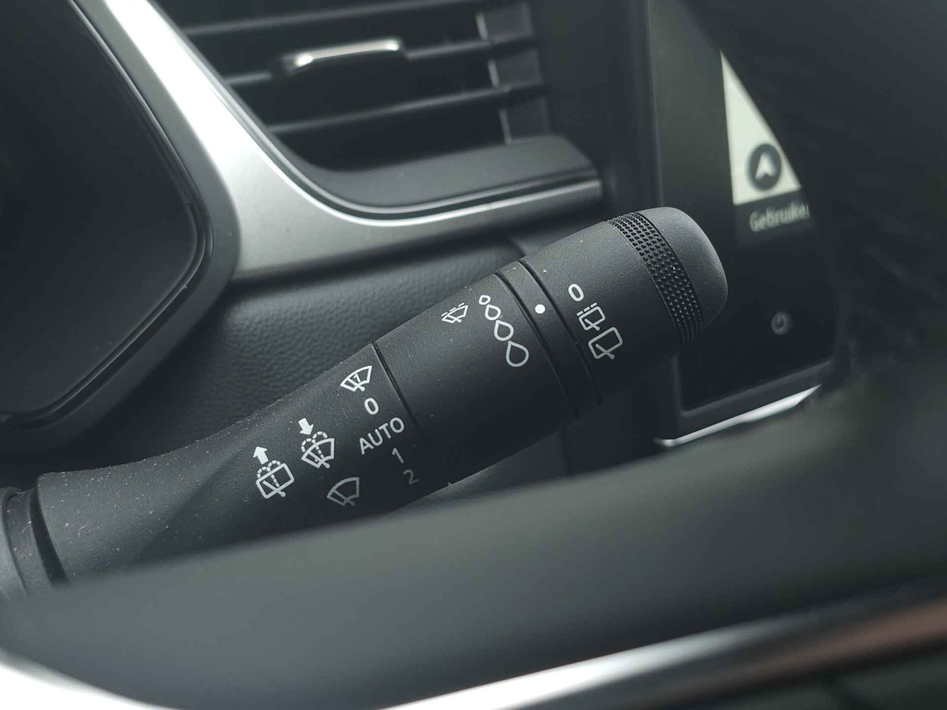 Renault Captur 1.6 E-Tech Hybrid 145pk AUT Techno | Navigatie | Adaptive cruise | Camera | Blind Spot | Stuur verwarmd | Demonstratie auto, levering in overleg | - 26/37