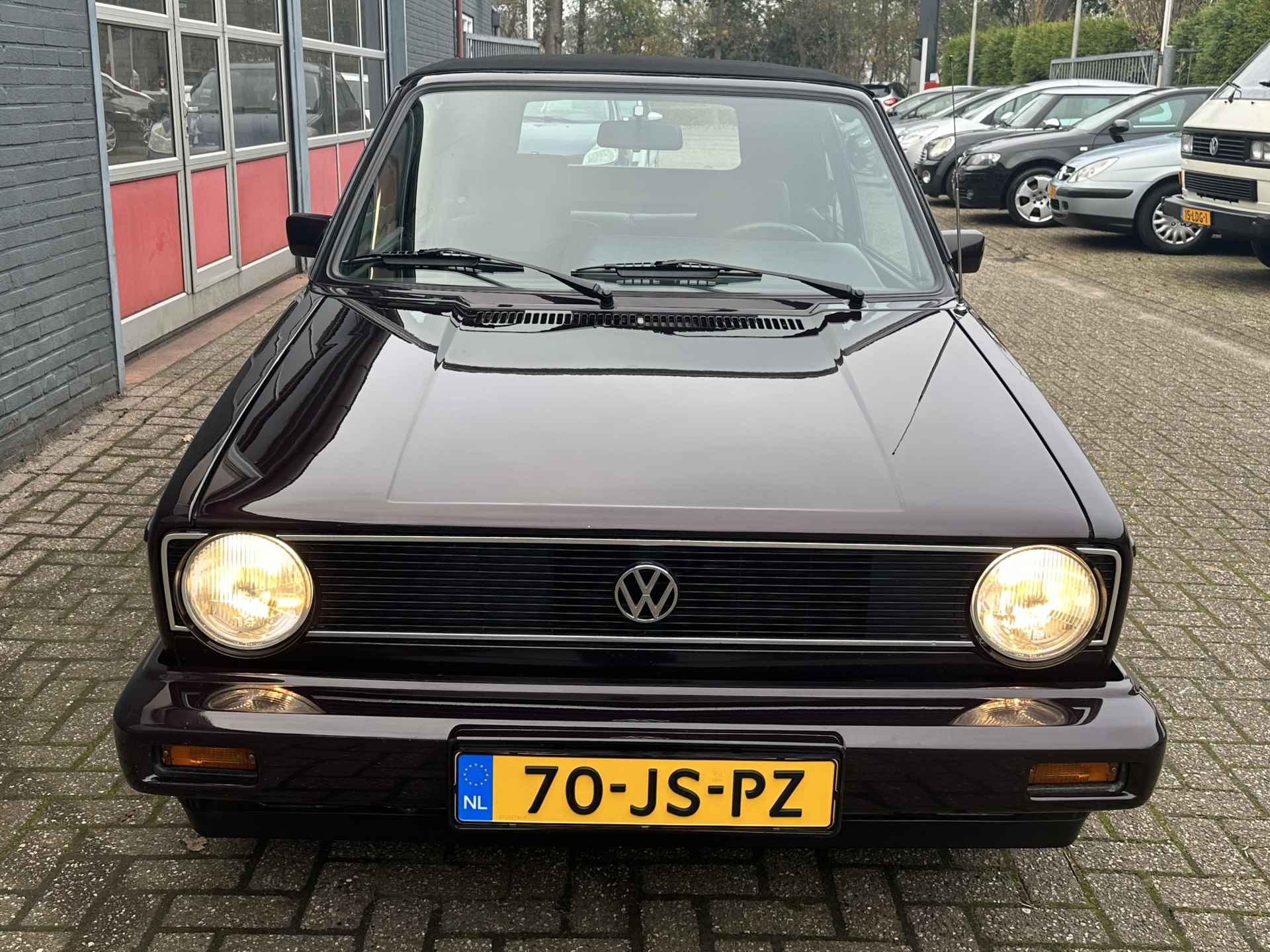 Volkswagen GOLF Cabriolet 1.8 - 19/19